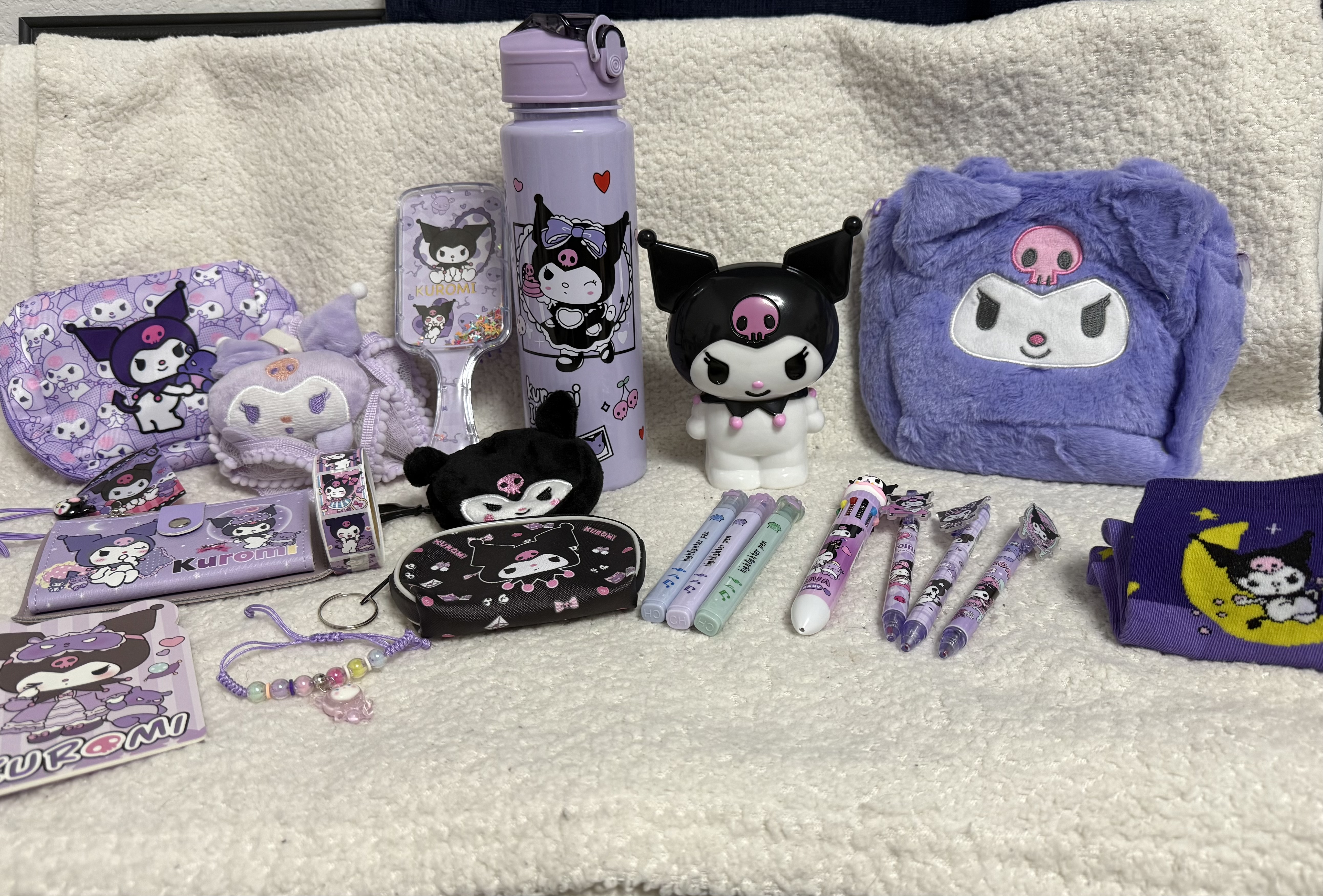 Kuromi-themed Stationery and Accessories Set