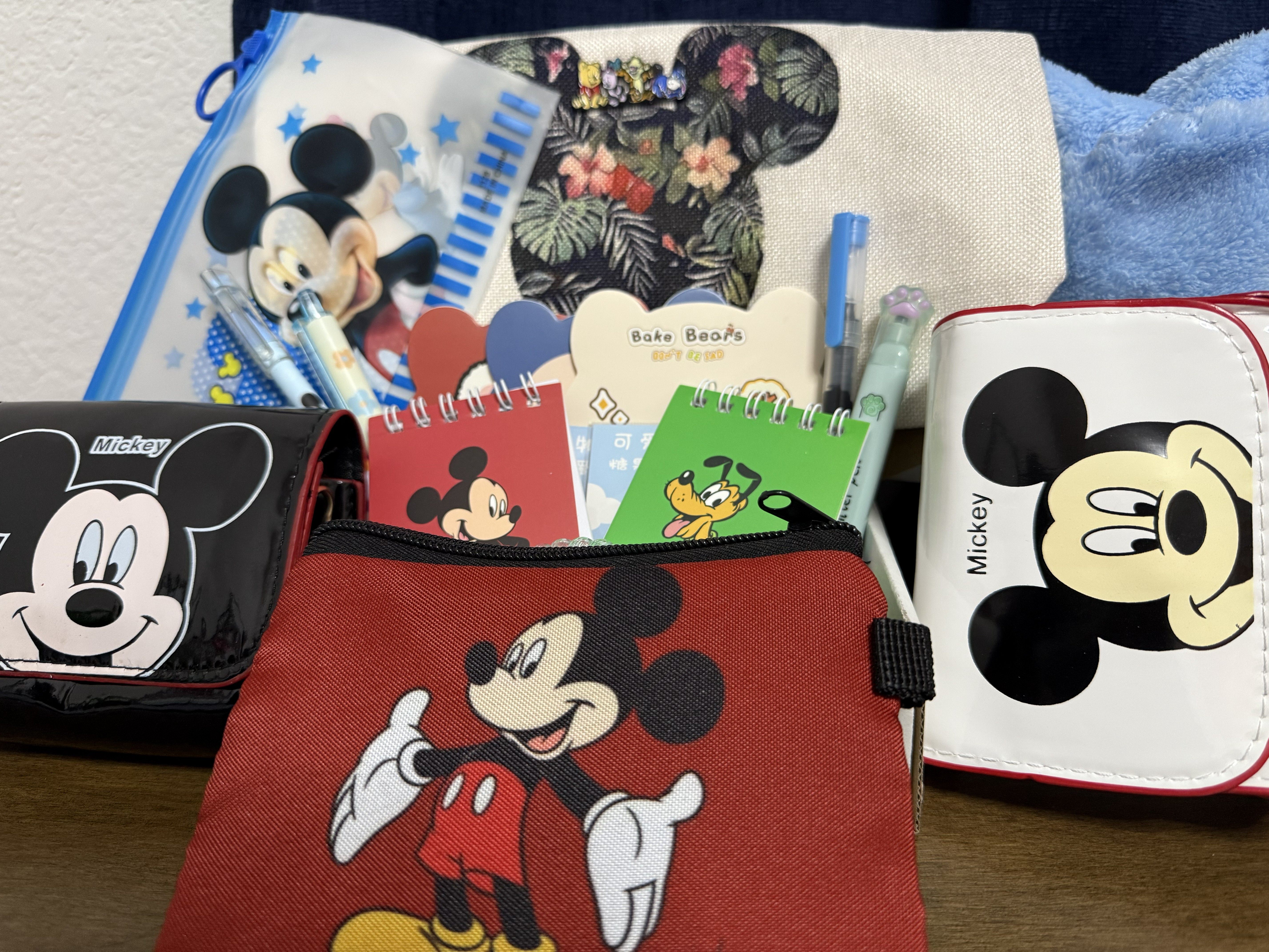 Mickey Mouse Theme Box