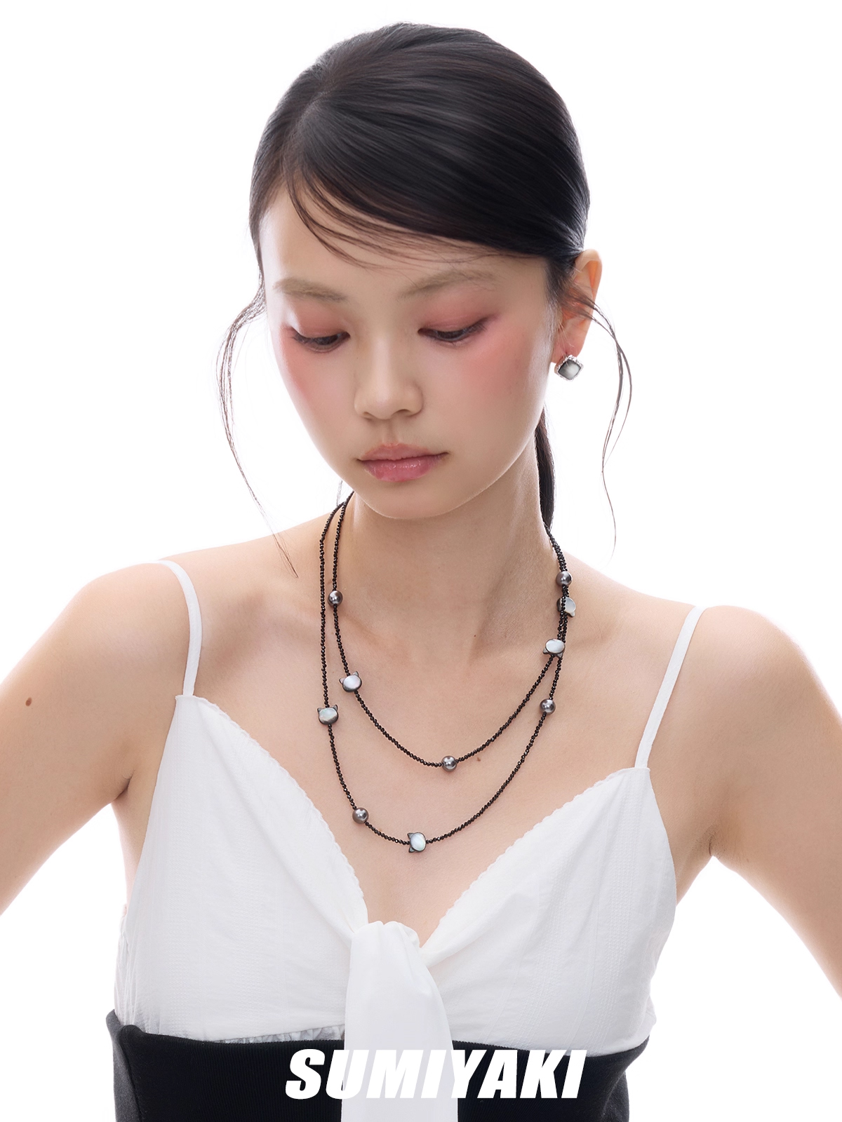 Shell Cat Long Pearl Necklace