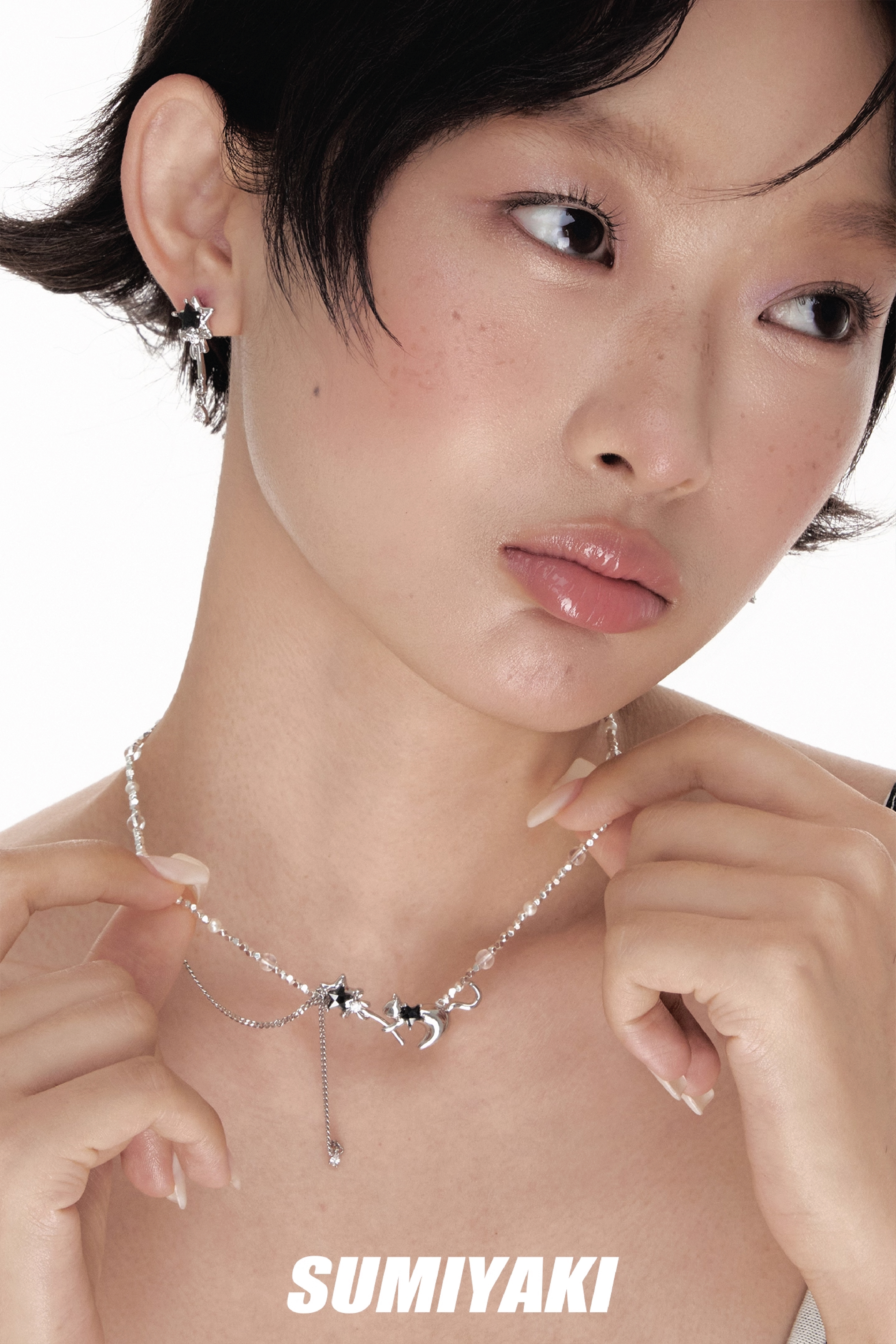 Magic Cat Pearl Lariat