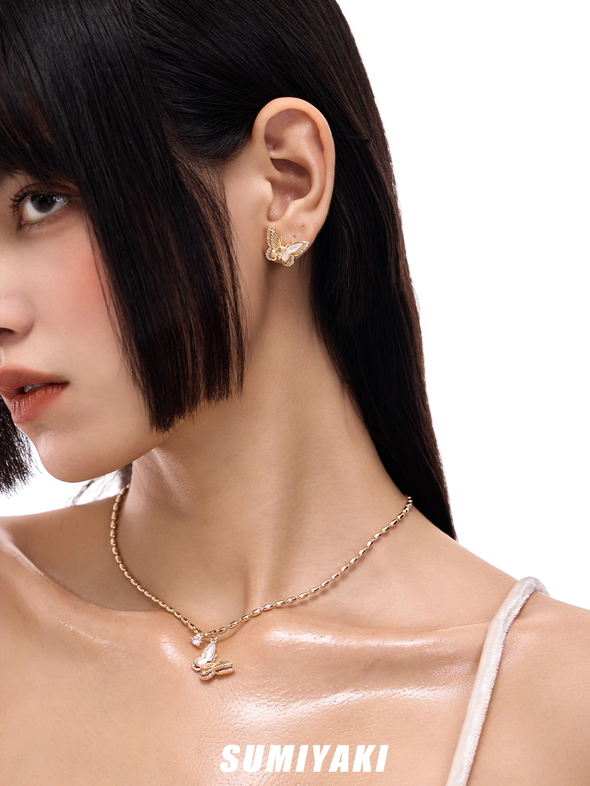 Golden Butterfly Pendant Necklaces