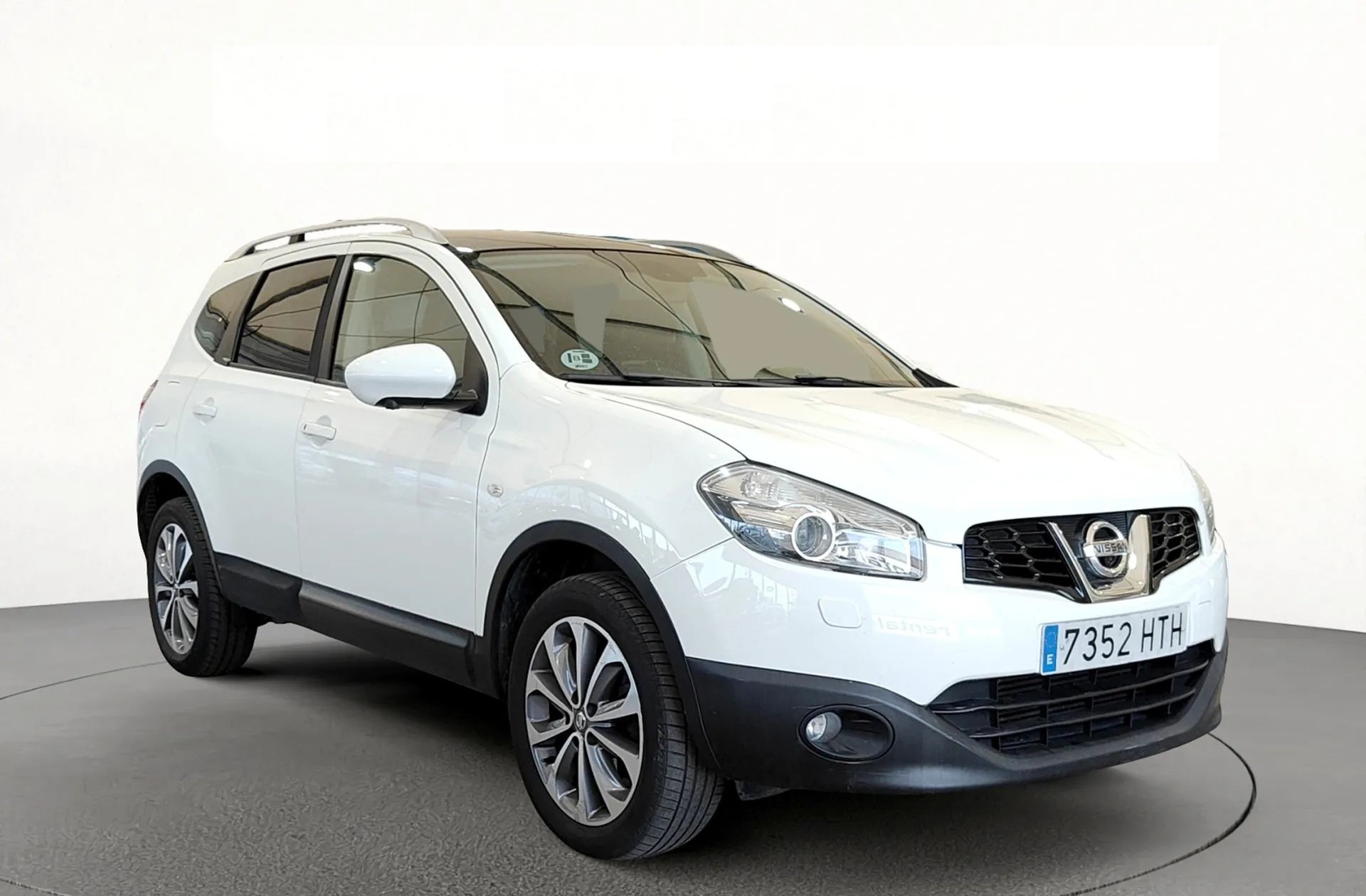 2013 Nissan QASHQAI+2 