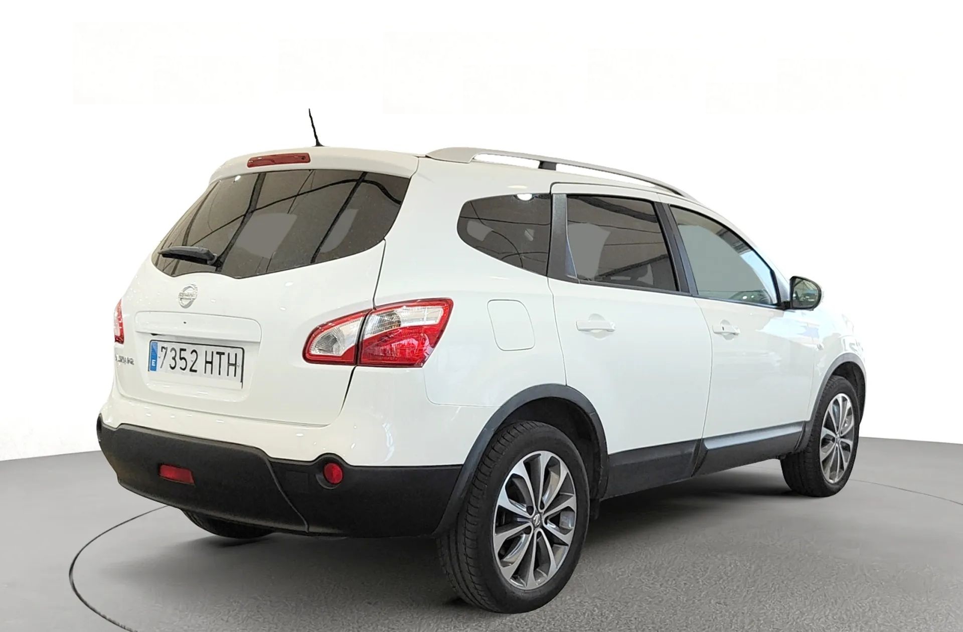 2013 Nissan QASHQAI+2 