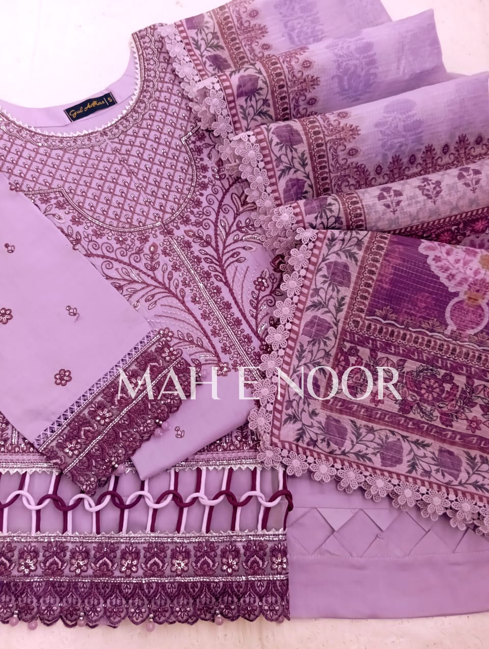 Mah e Noor Lawn