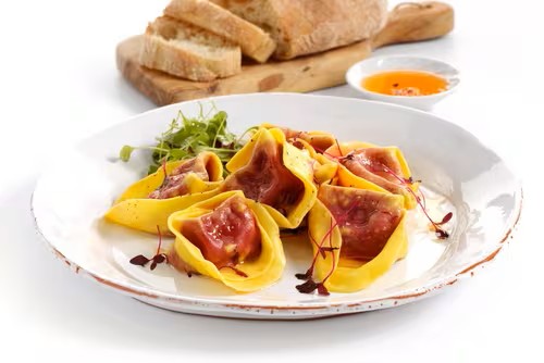 La Tua Tortelloni Beetroot and Goats Cheese 