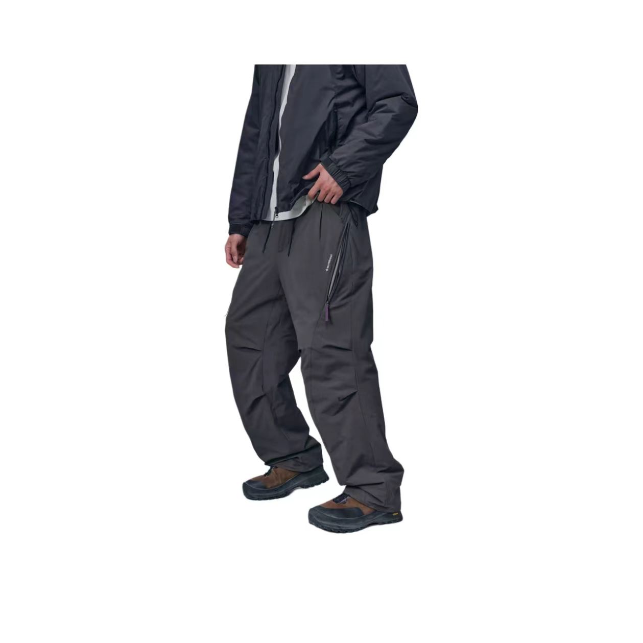 Men’s loose fit cargo pants