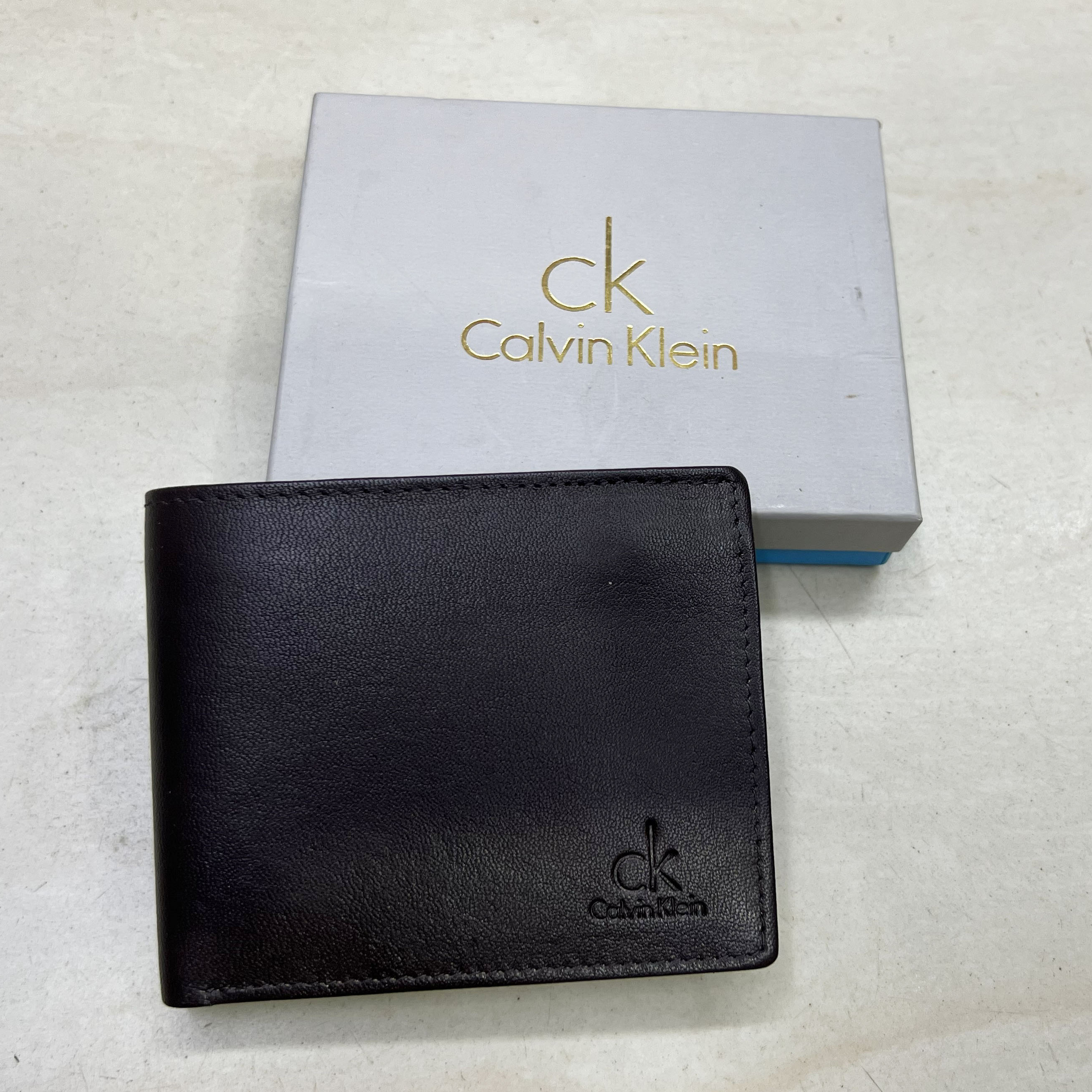 Calvin Klein Men’s Genuine Leather Wallet