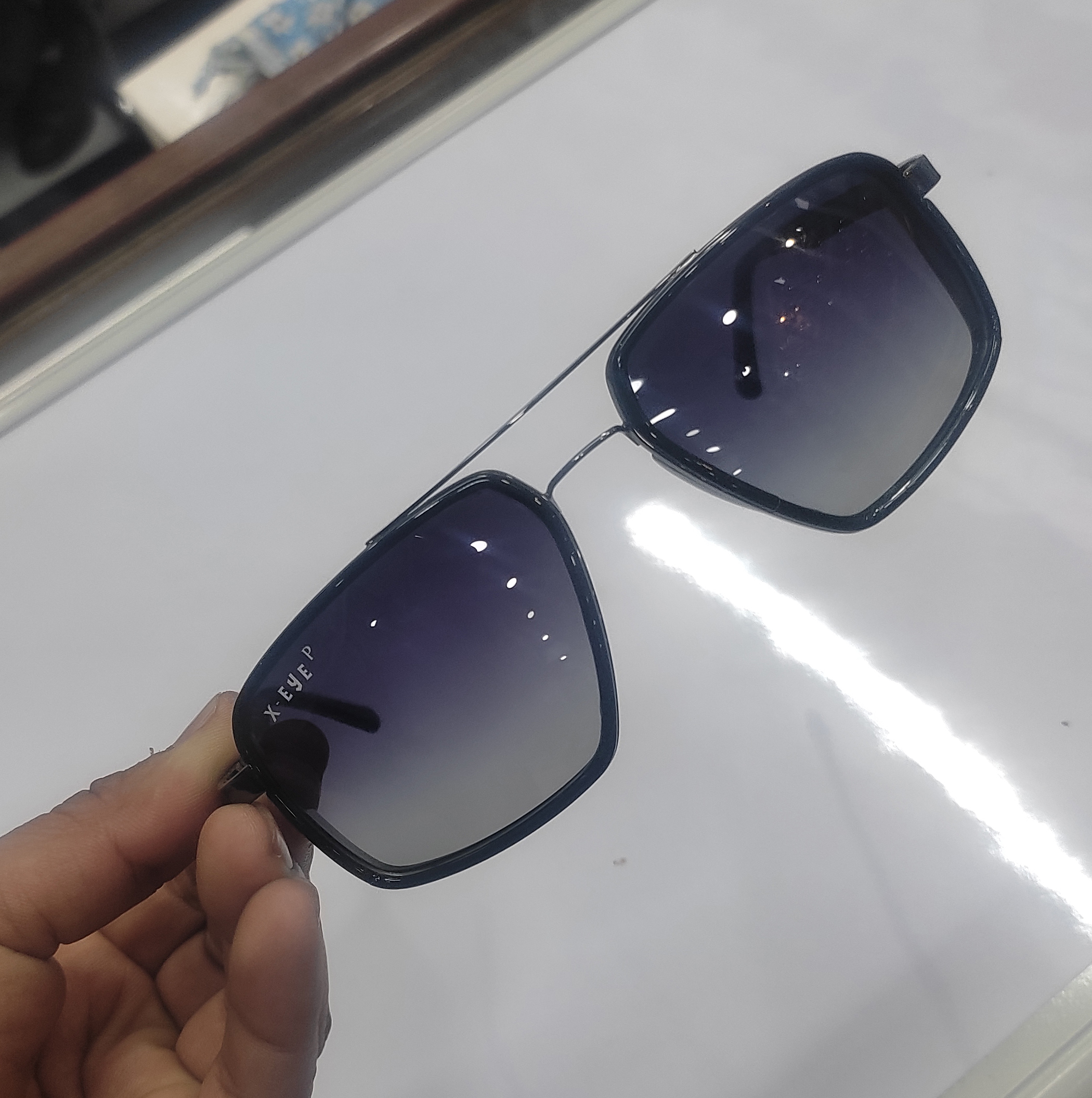 X-EYE Classic Black Polarized Sunglasses