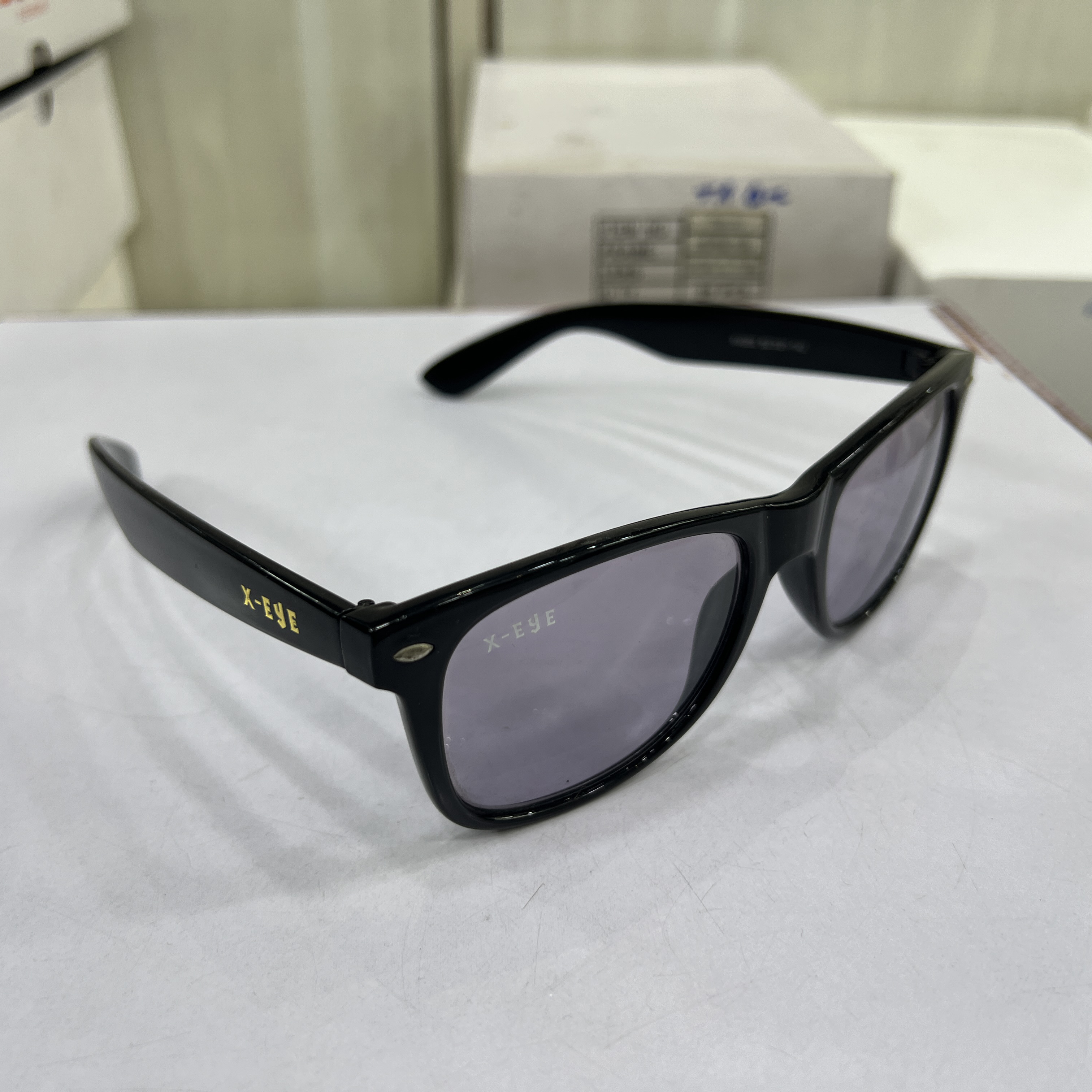 X-EYE Classic Oval UV400 Sunglasses 
