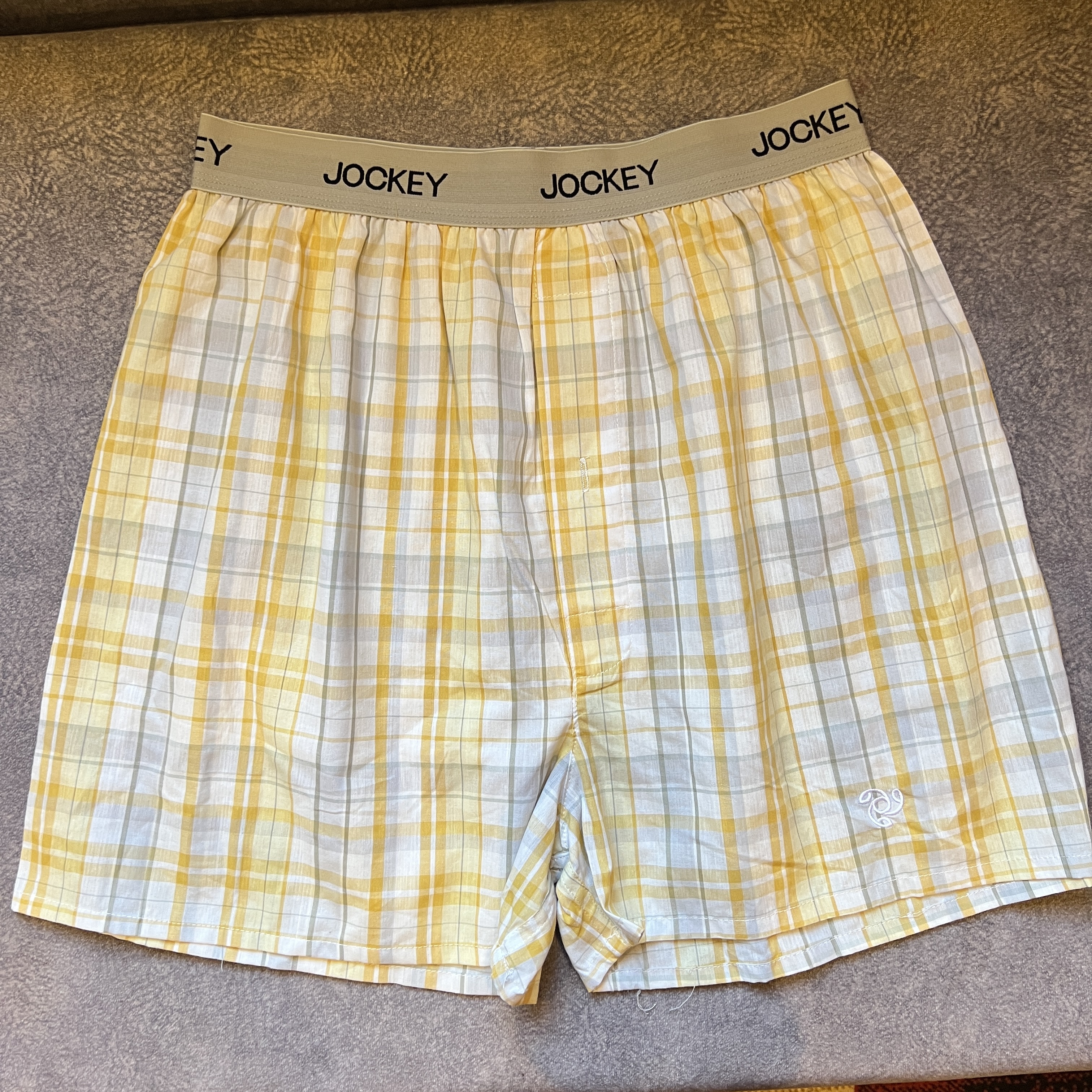 Jockey Men's Premium Woven Cotton Boxer (Color May Vary)