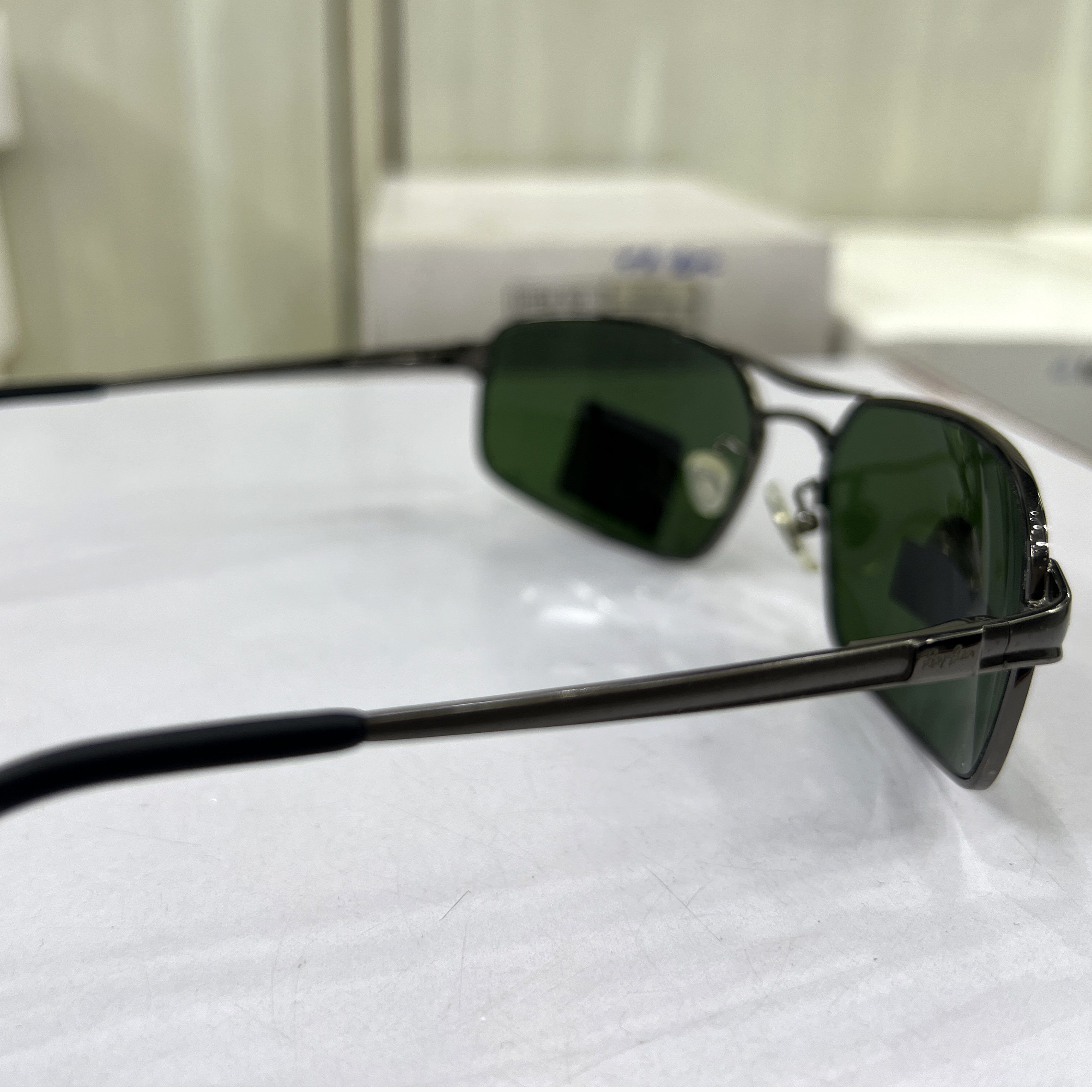 Classic Green Lens Metal Aviator Sunglasses – UV Protection