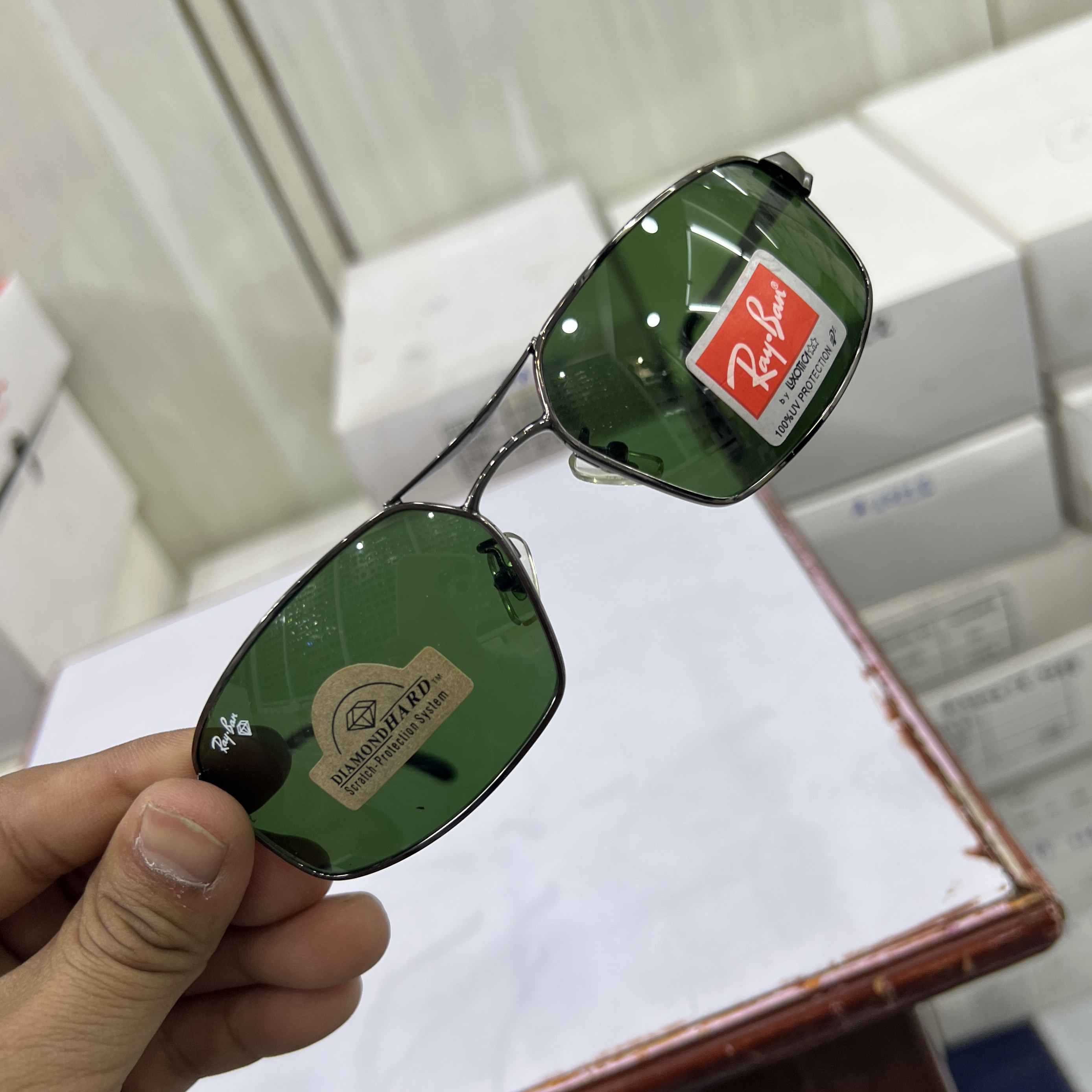 Classic Green Lens Metal Aviator Sunglasses – UV Protection08