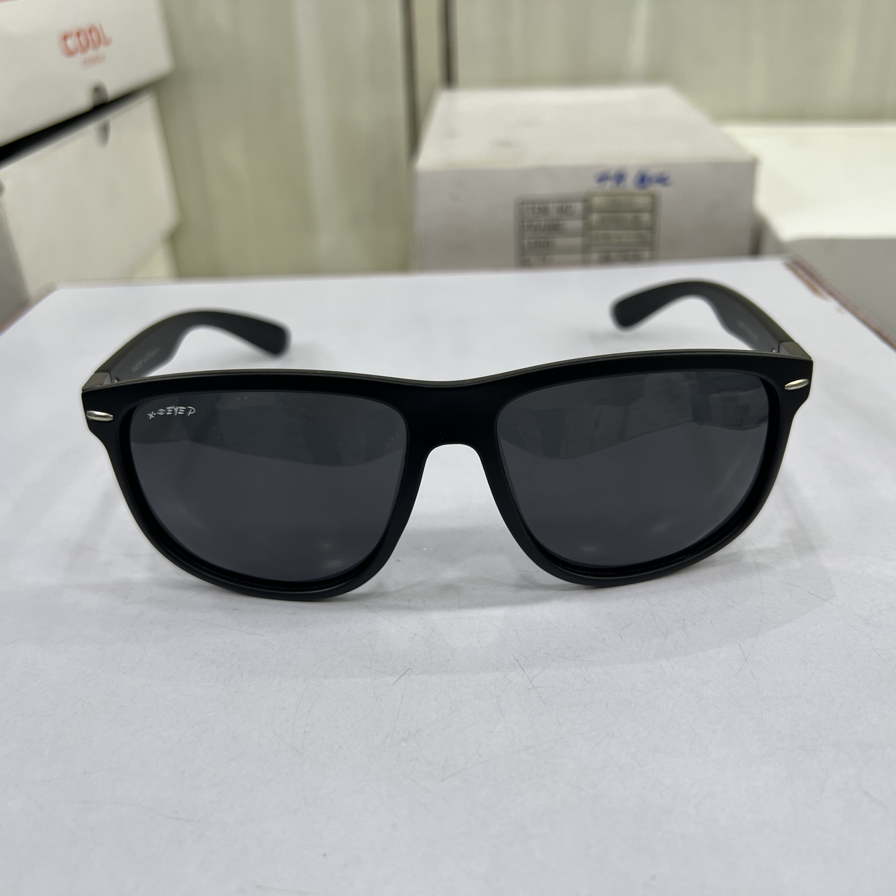 X-EYE Classic Oval UV400 Sunglasses 