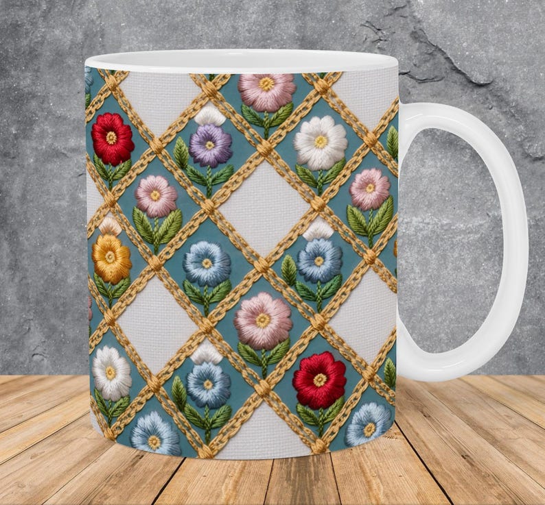 Taza decorativa bordada