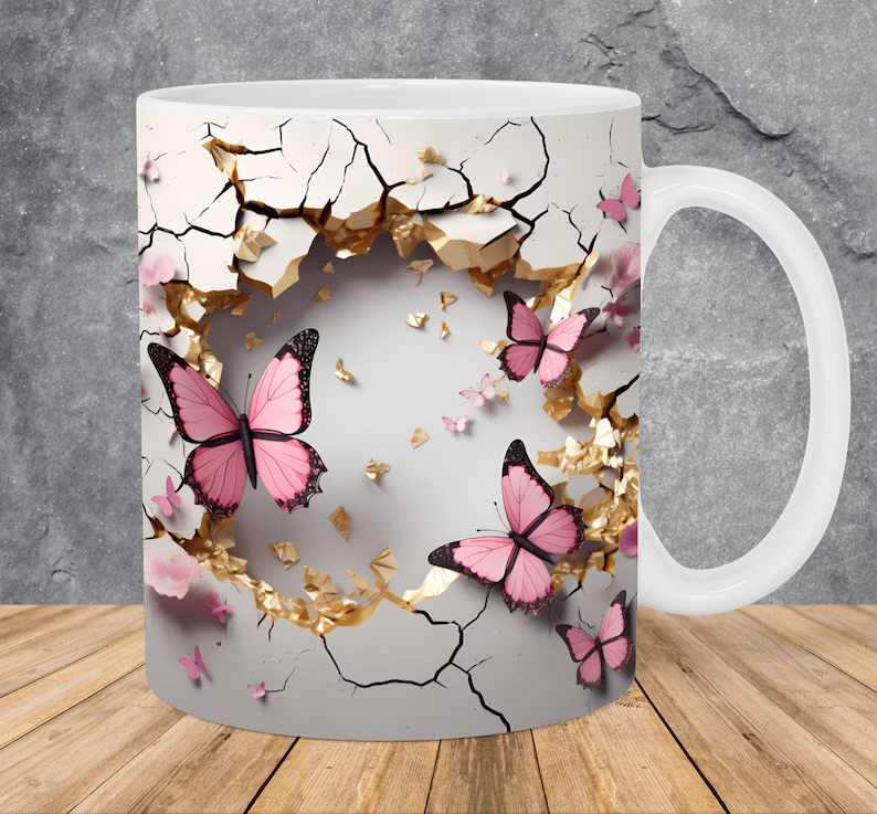 Taza con diseño de mariposas