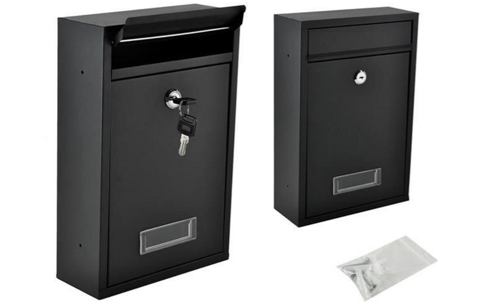 Zwarte metalen brievenbus