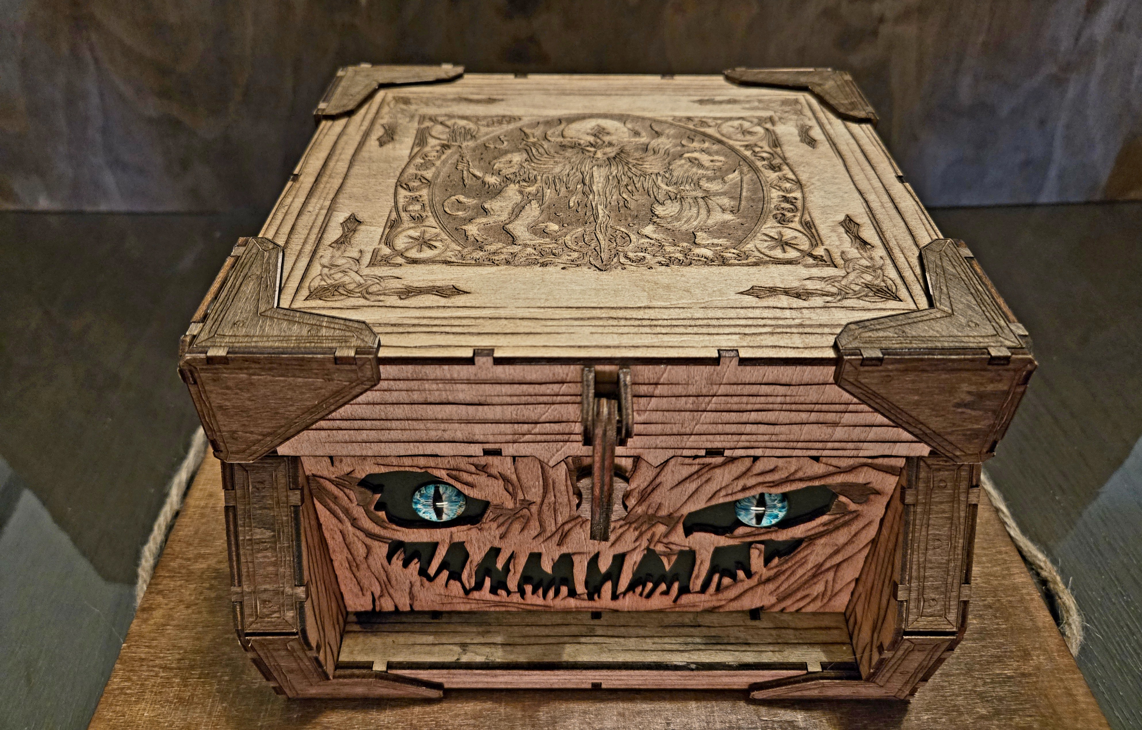 Deluxe Mimic Chest — Engraved Lid & Custom Compartments