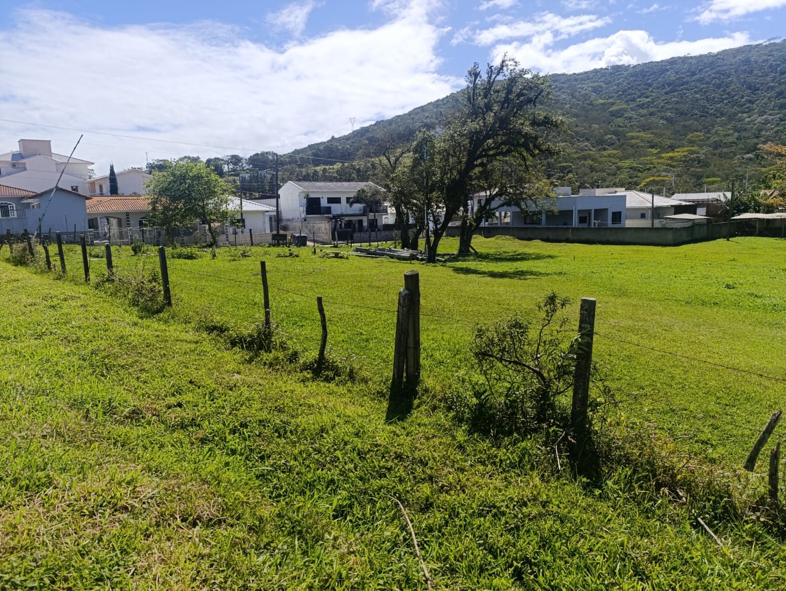 LINDO TERRENO NA  PRAIA 
