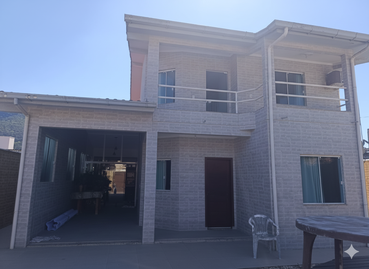 OPORTUNIDADE ÚNICA - CASA DE PRAIA 