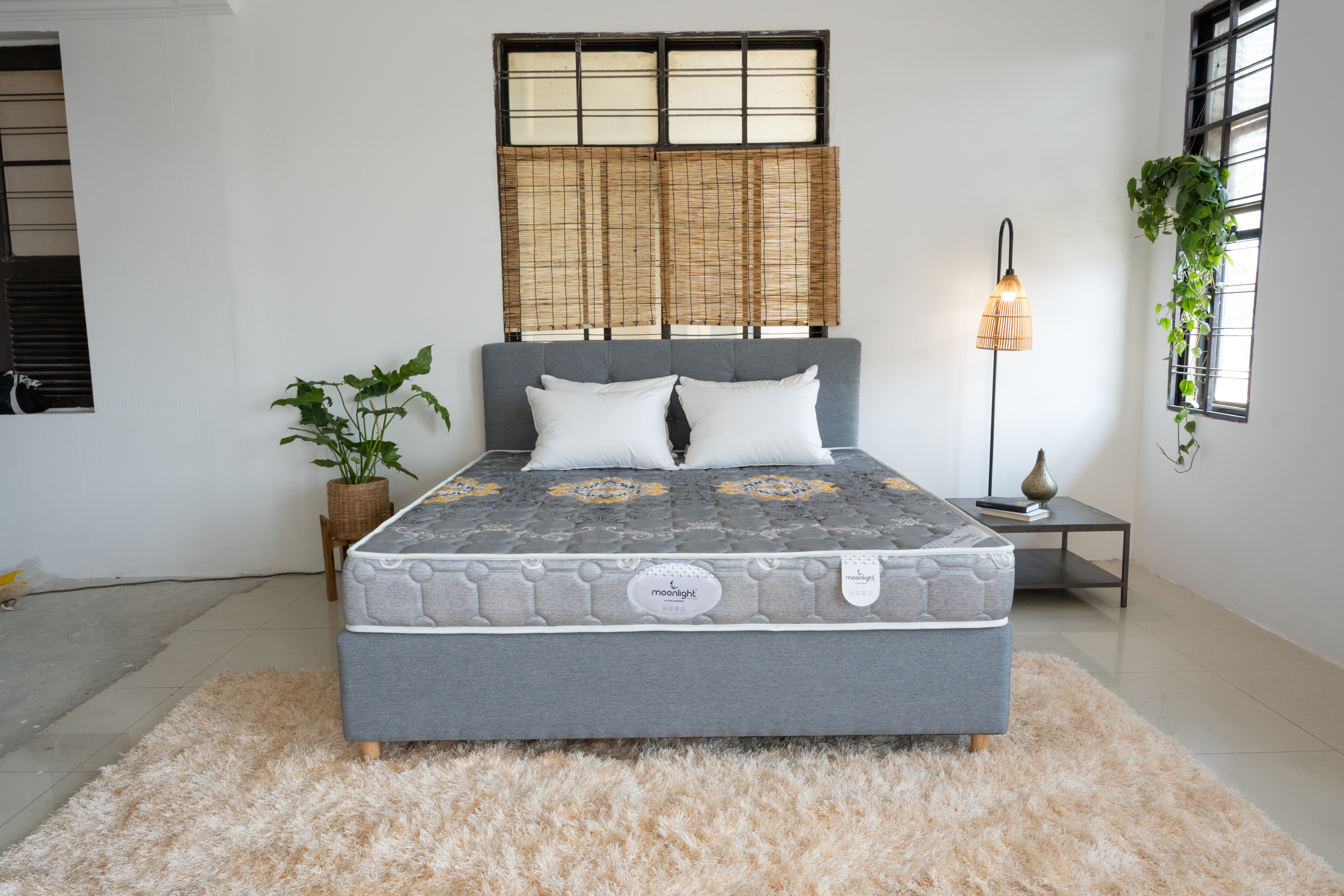 Moonlight Silver Foam