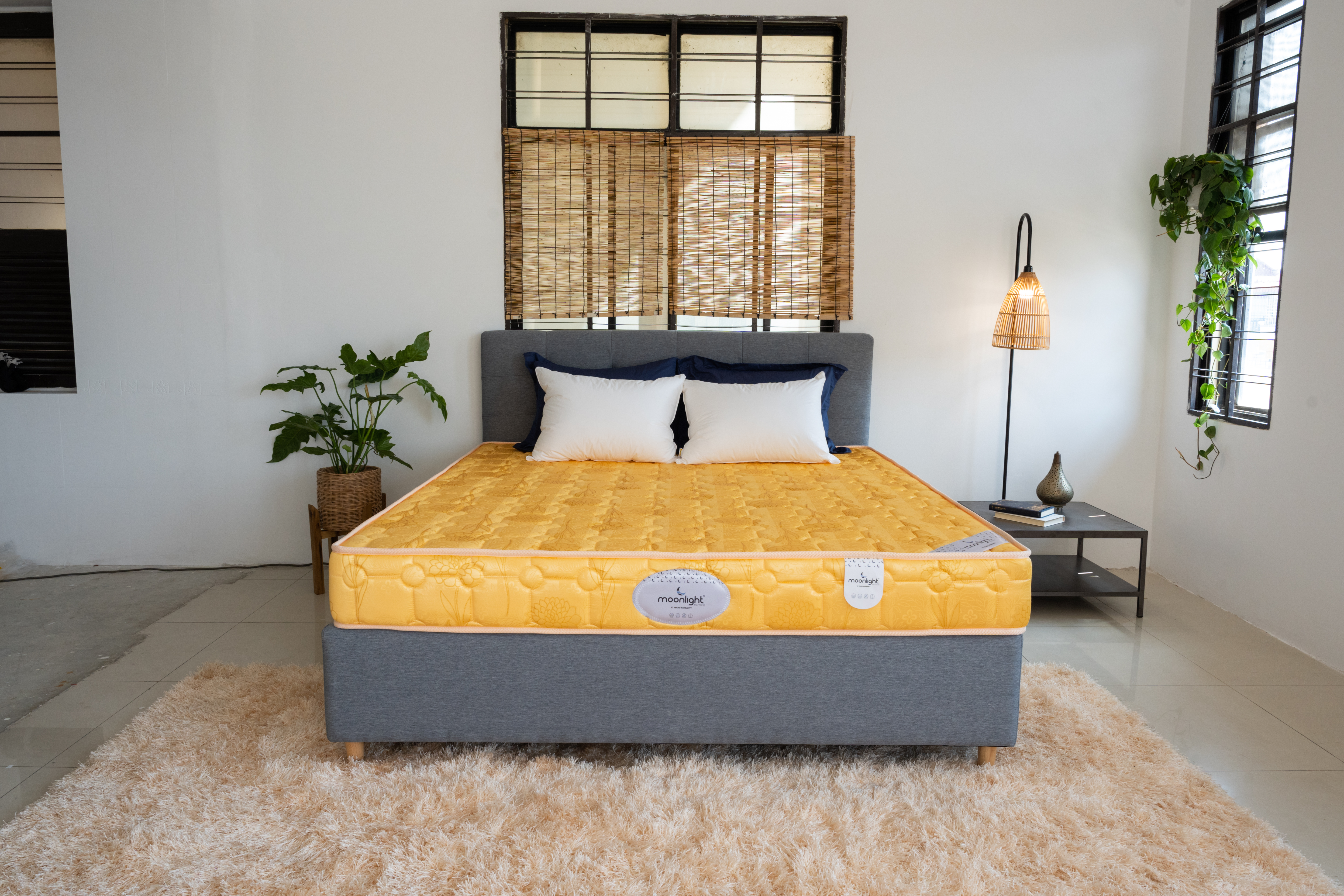 Moonlight Silver Foam