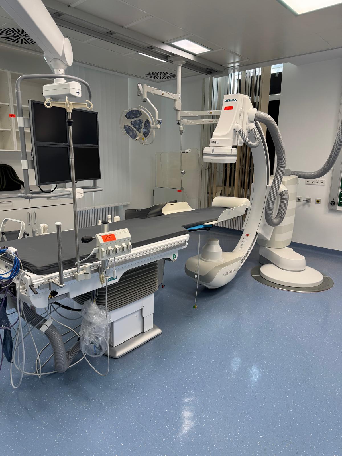 Siemens Artis Q Cath Angiography System