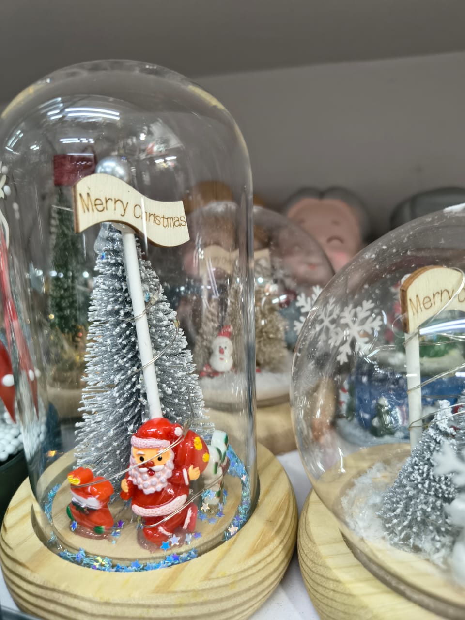 Christmas Snow Globe