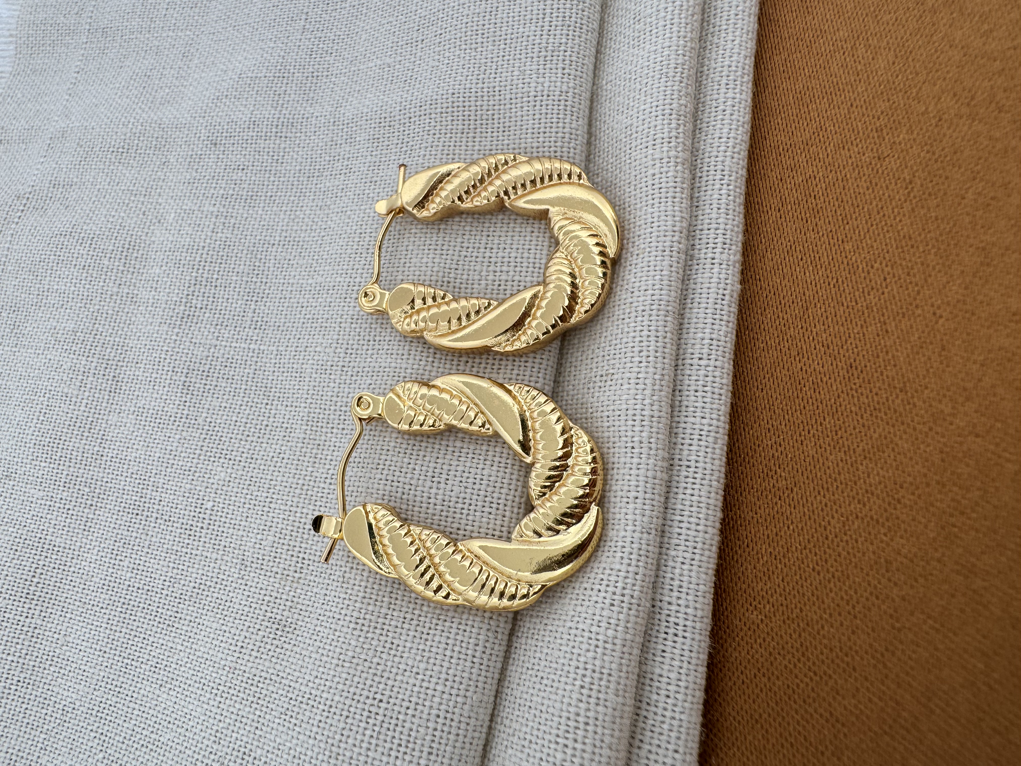 Créole "Twistée Epaisse" Or 18k