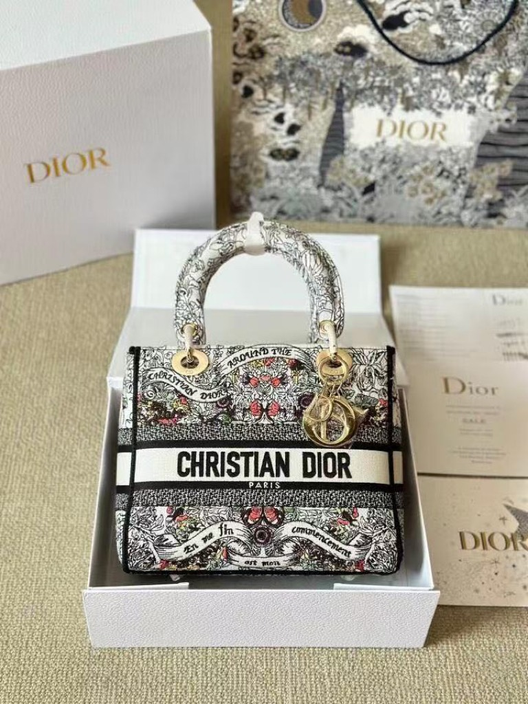 DIOR Book Tote Five Grid Princess Diana 2025 Christmas and New Year Special Edition