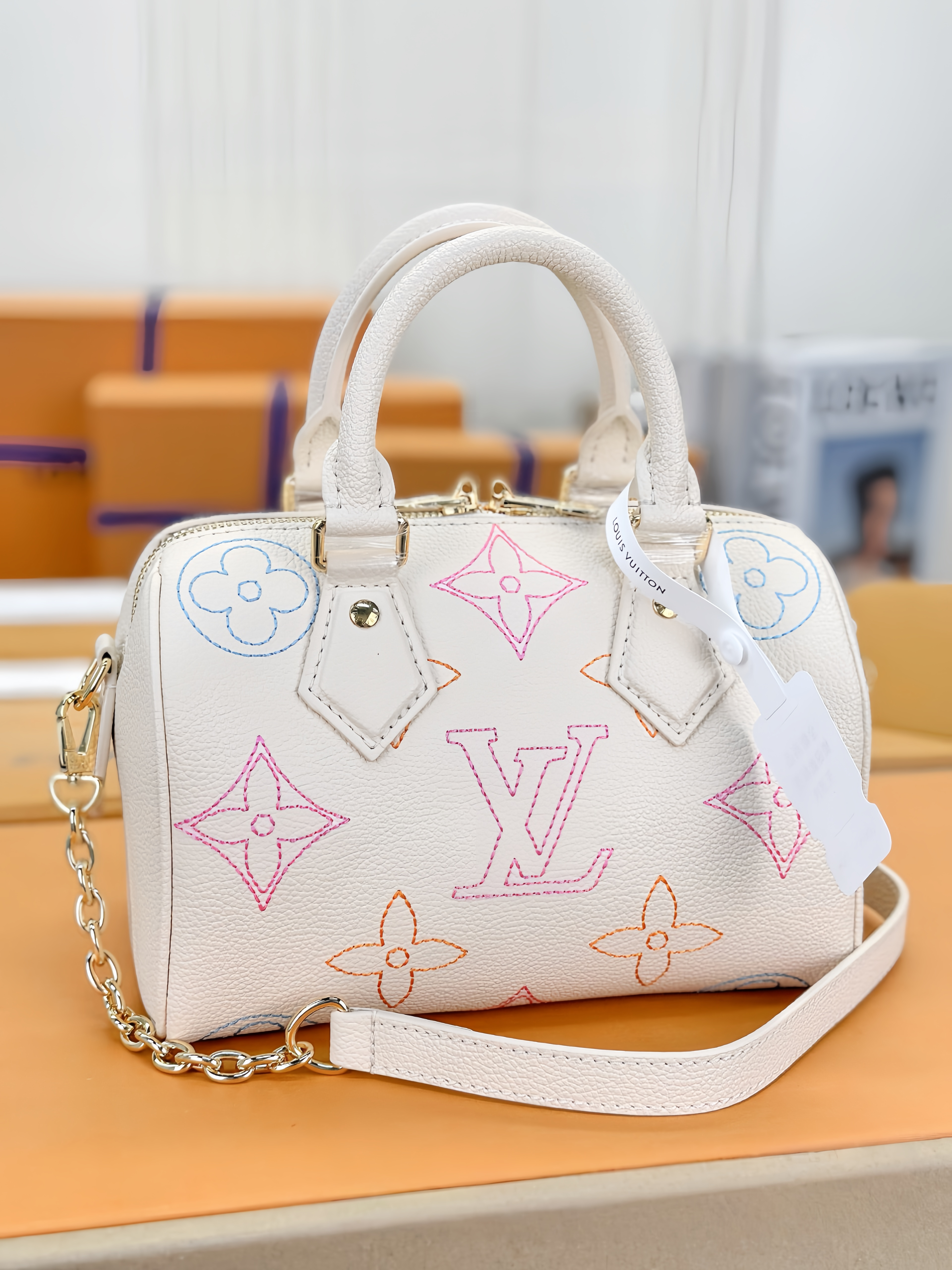 【M46397 Cream White Embroidered Pattern】LV Speedy Bandoulière 20 handbag