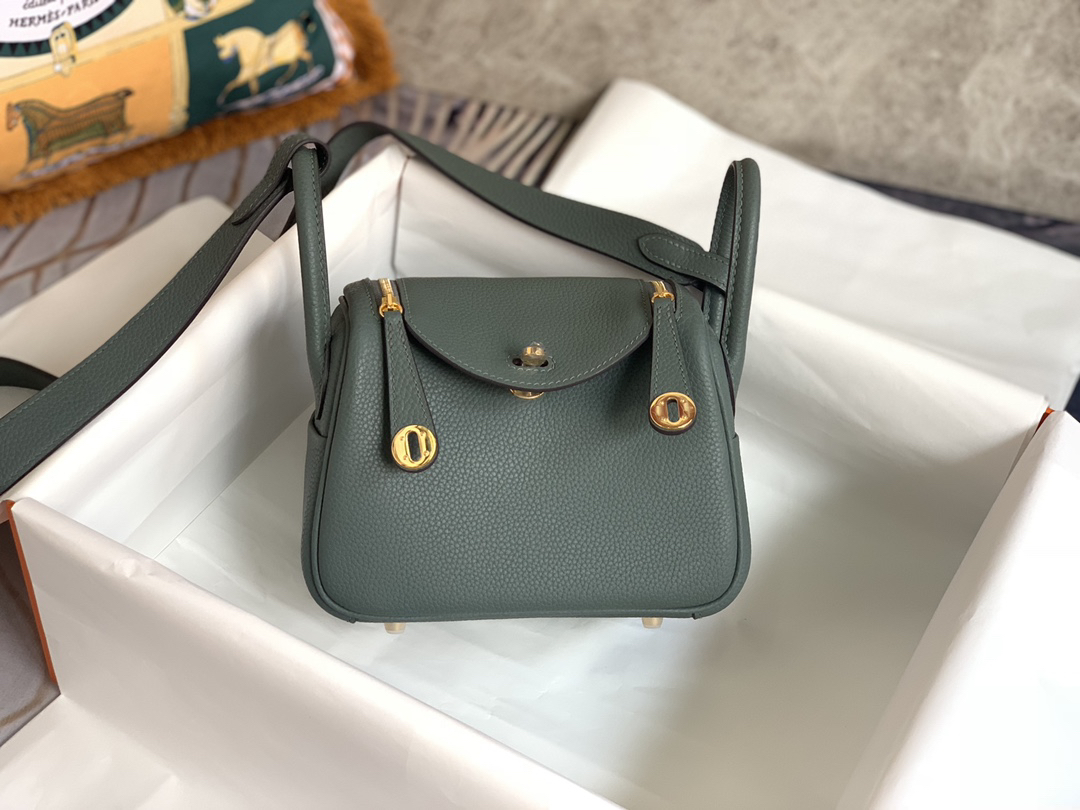 Hermès Mini Lindy 19 green