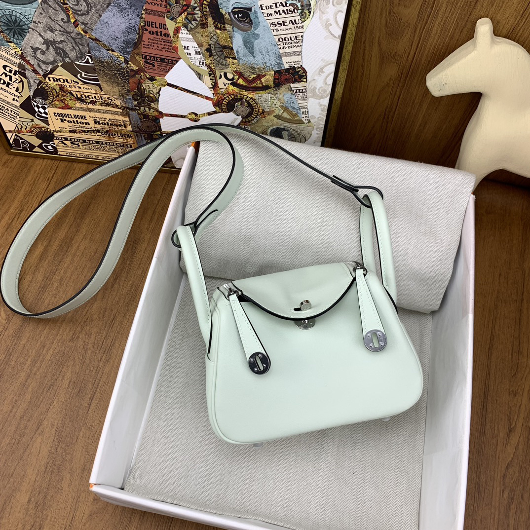 Hermès Mini lindy swift OS Bubble green color
