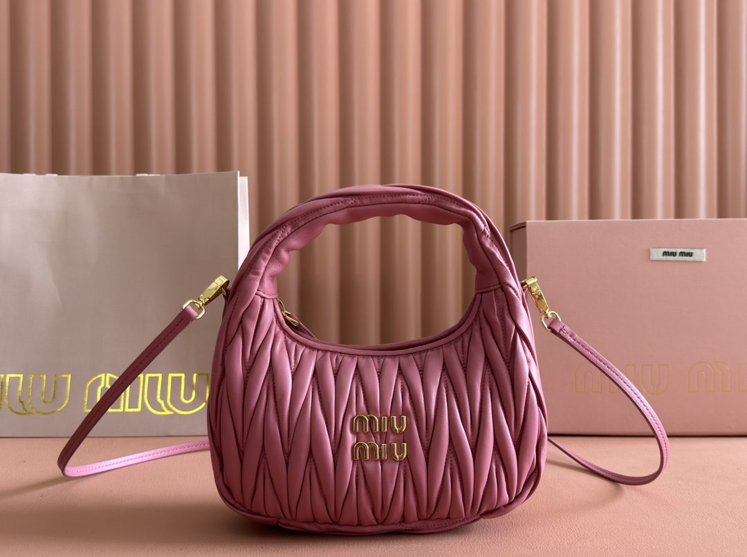 【 5BC125 Powder 】miumiu wander