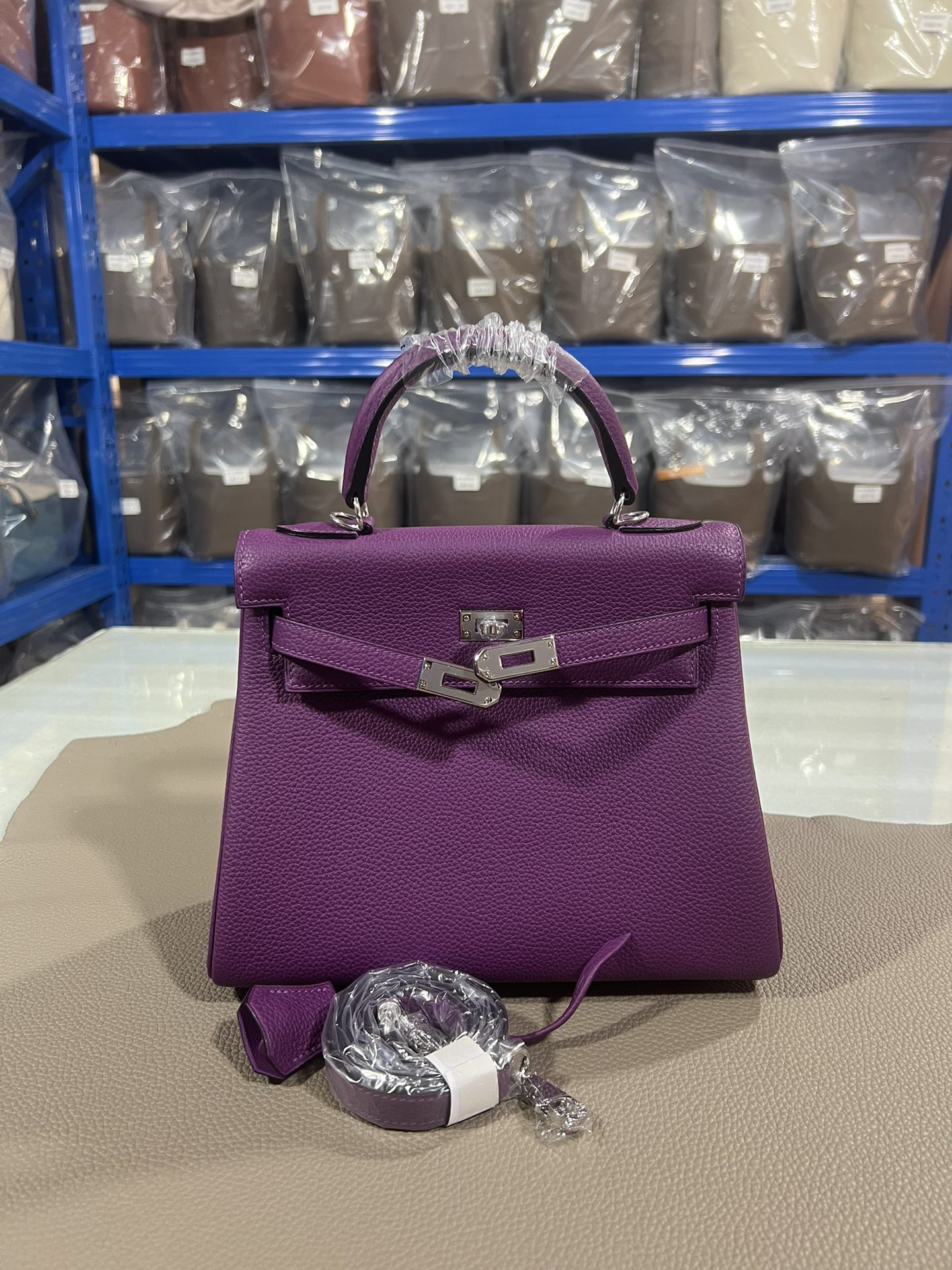 Hermès Kelly 25 purple