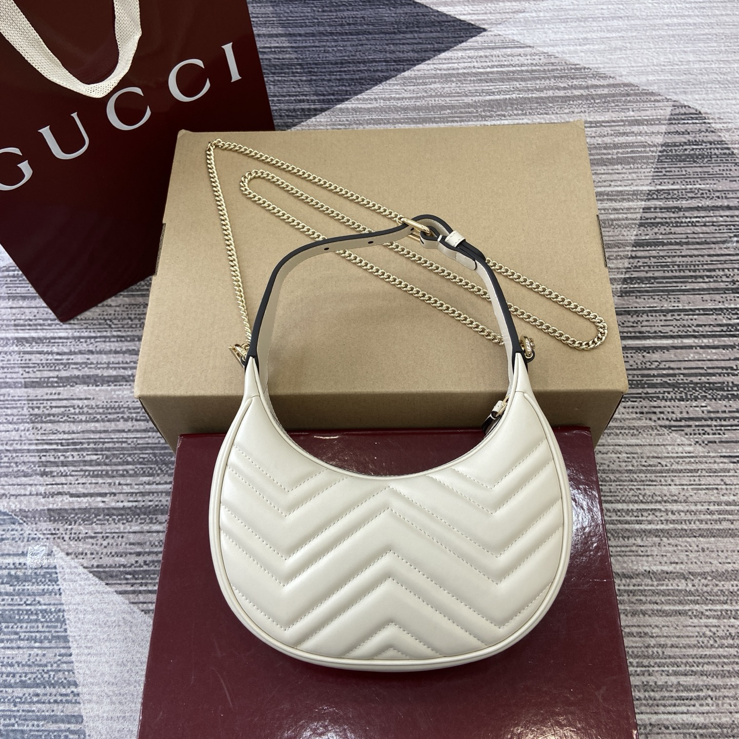【699514 White Full Leather】gucci GG Marmont