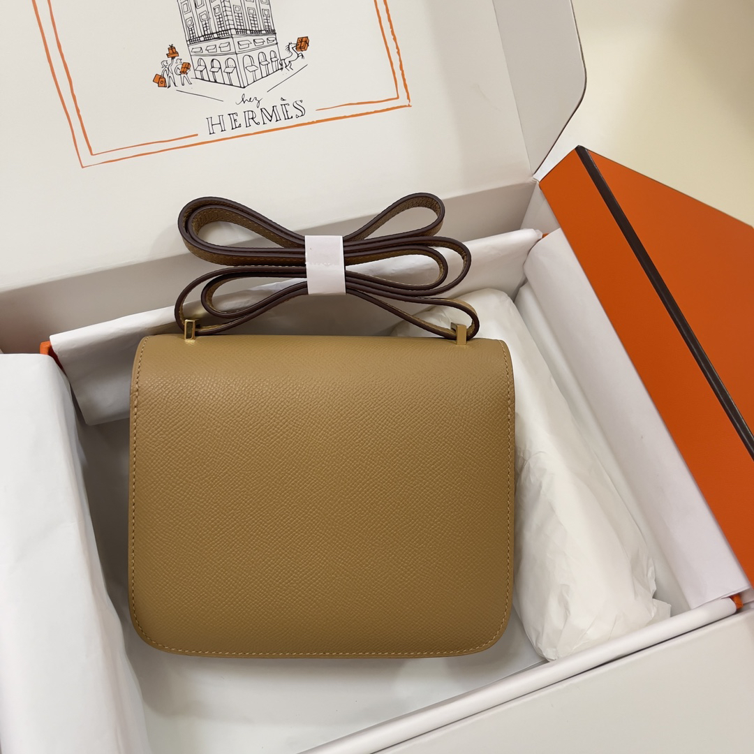 Hermès Constance 19cm coffee-colored