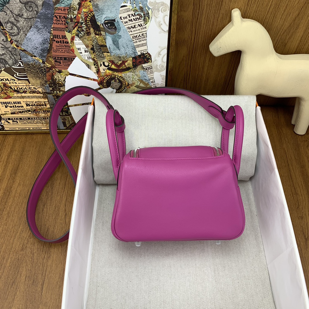 Hermès Mini lindy swift 9i Magnolia Pink color