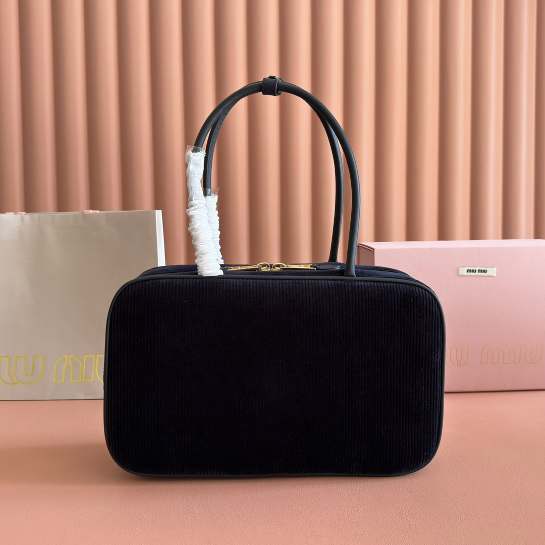 【 5BB117 Sky Blue 】miumiu beau