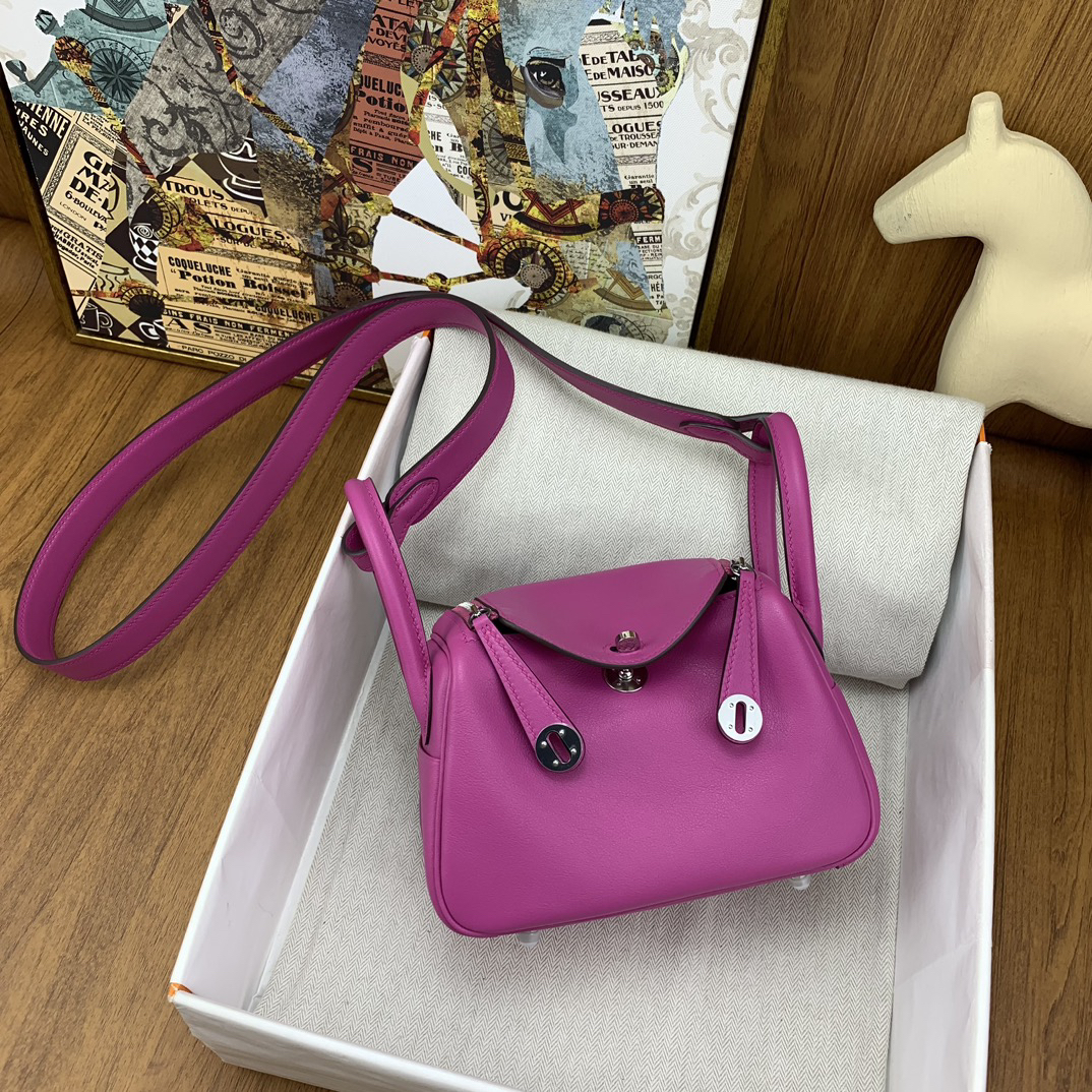 Hermès Mini lindy swift 9i Magnolia Pink color