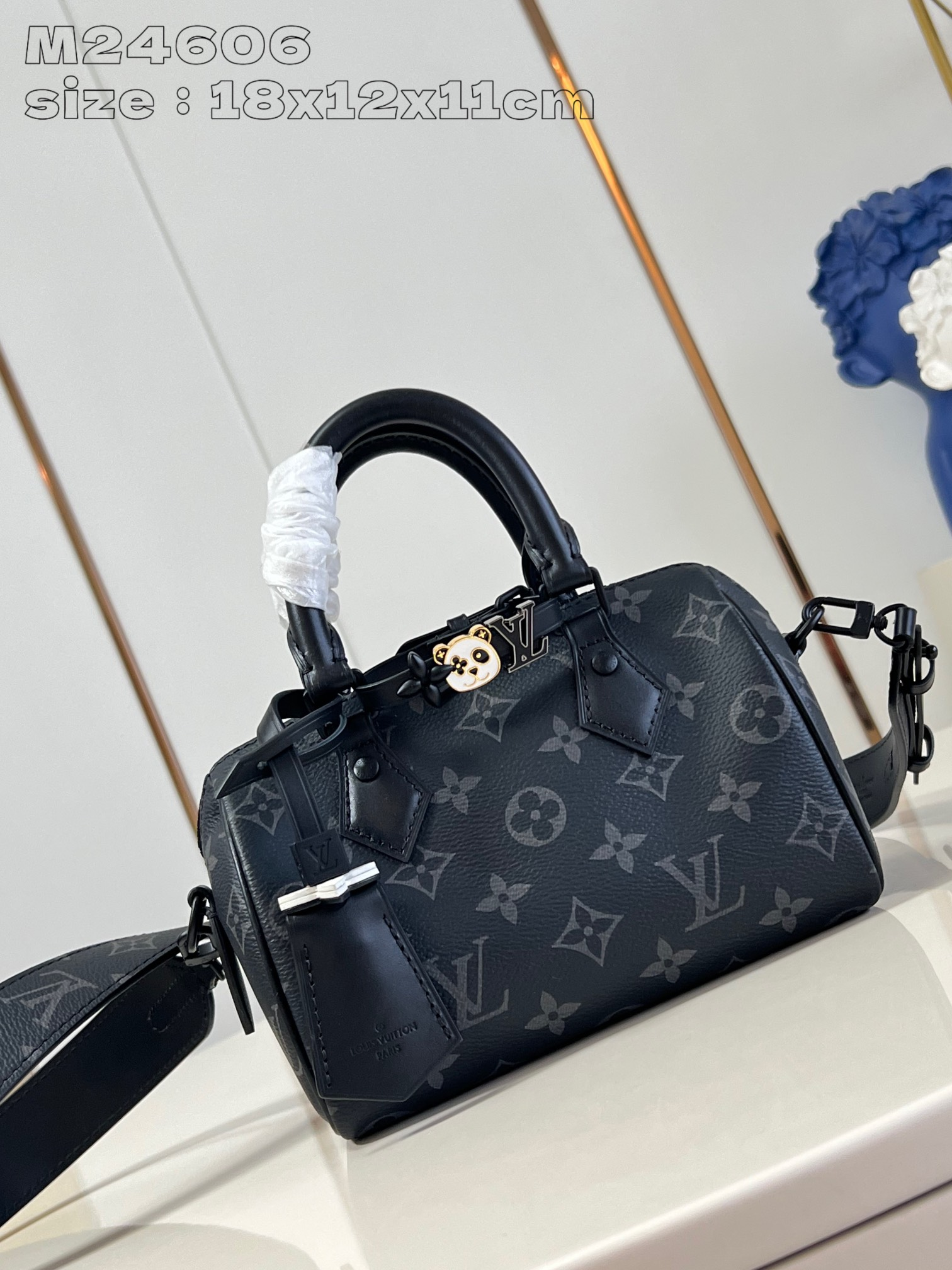 【 M24606 】LV Speedy 18 Black flowers handbag