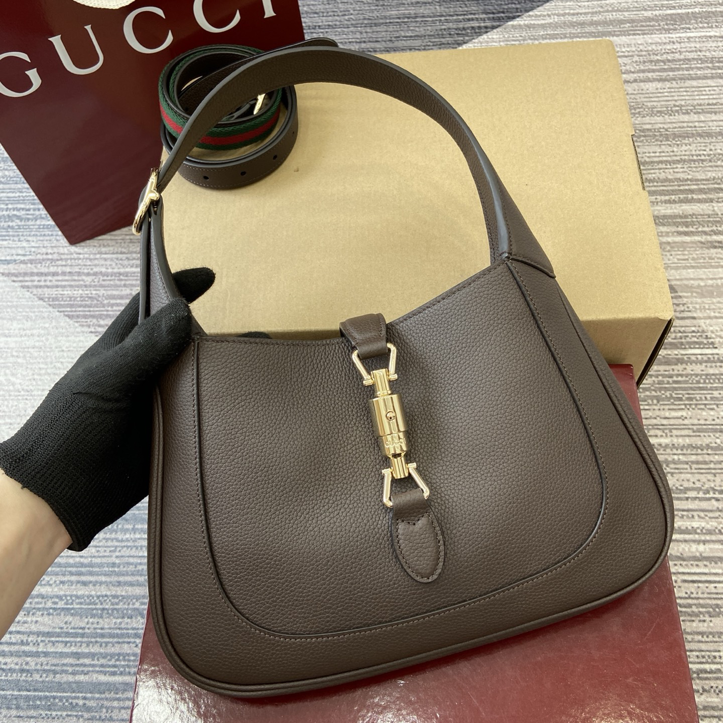【810232 Coffee and Lychee Peel】gucci Jackie 1961