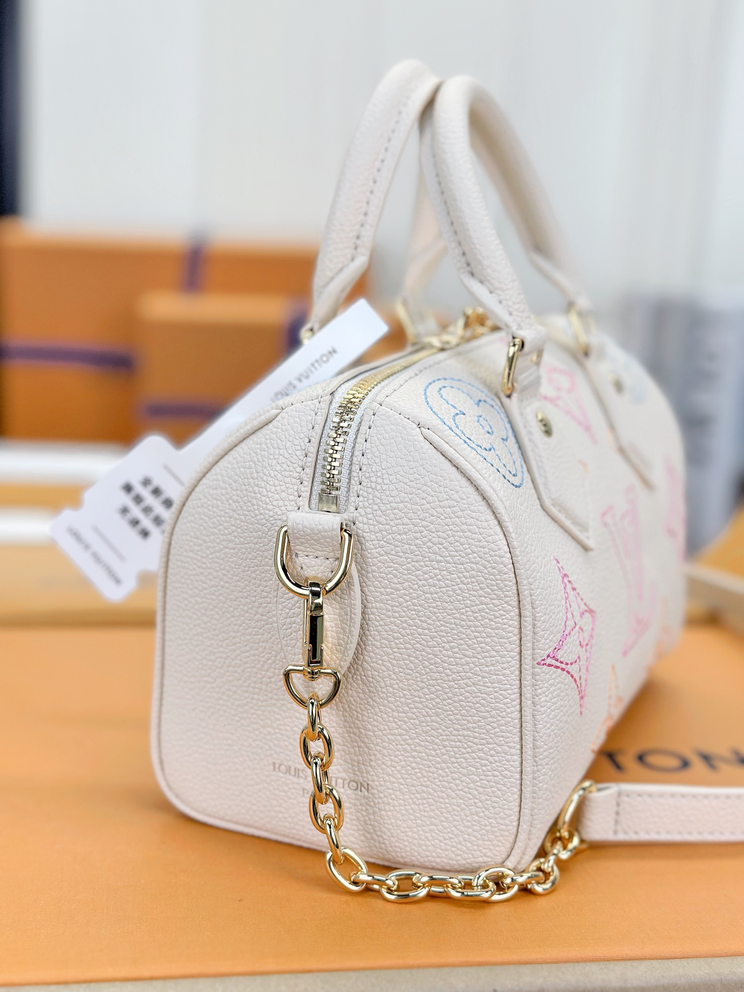 【M46397 Cream White Embroidered Pattern】LV Speedy Bandoulière 20 handbag