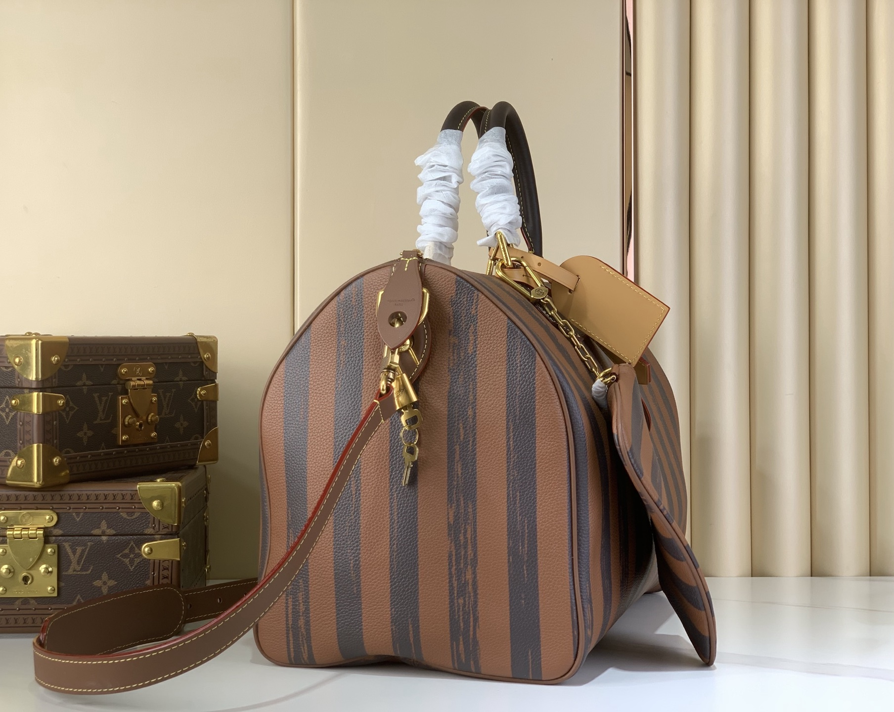 【 M24438 】Speedy P9 Bandoulière 40 Monogram Leather handbag