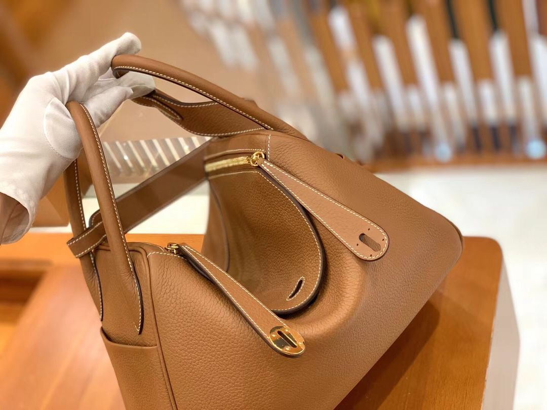 Hermès Lindy 26 golden brown