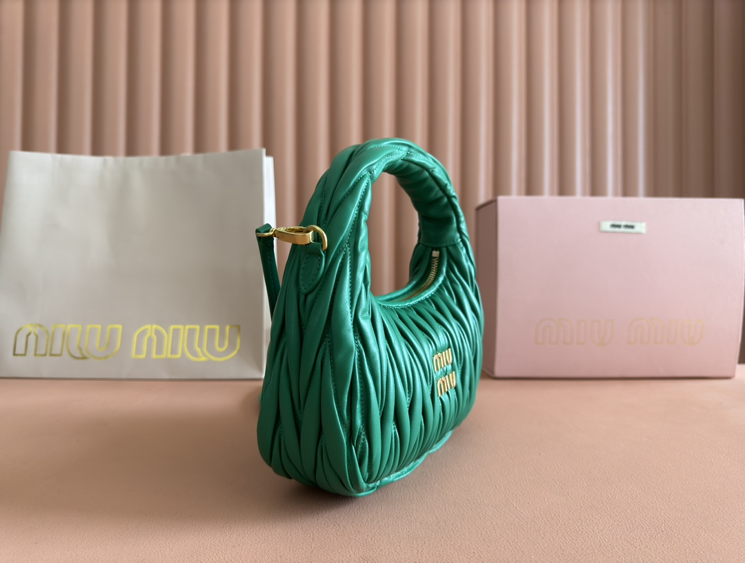 【 5BC125 Dark Green 】miumiu wander