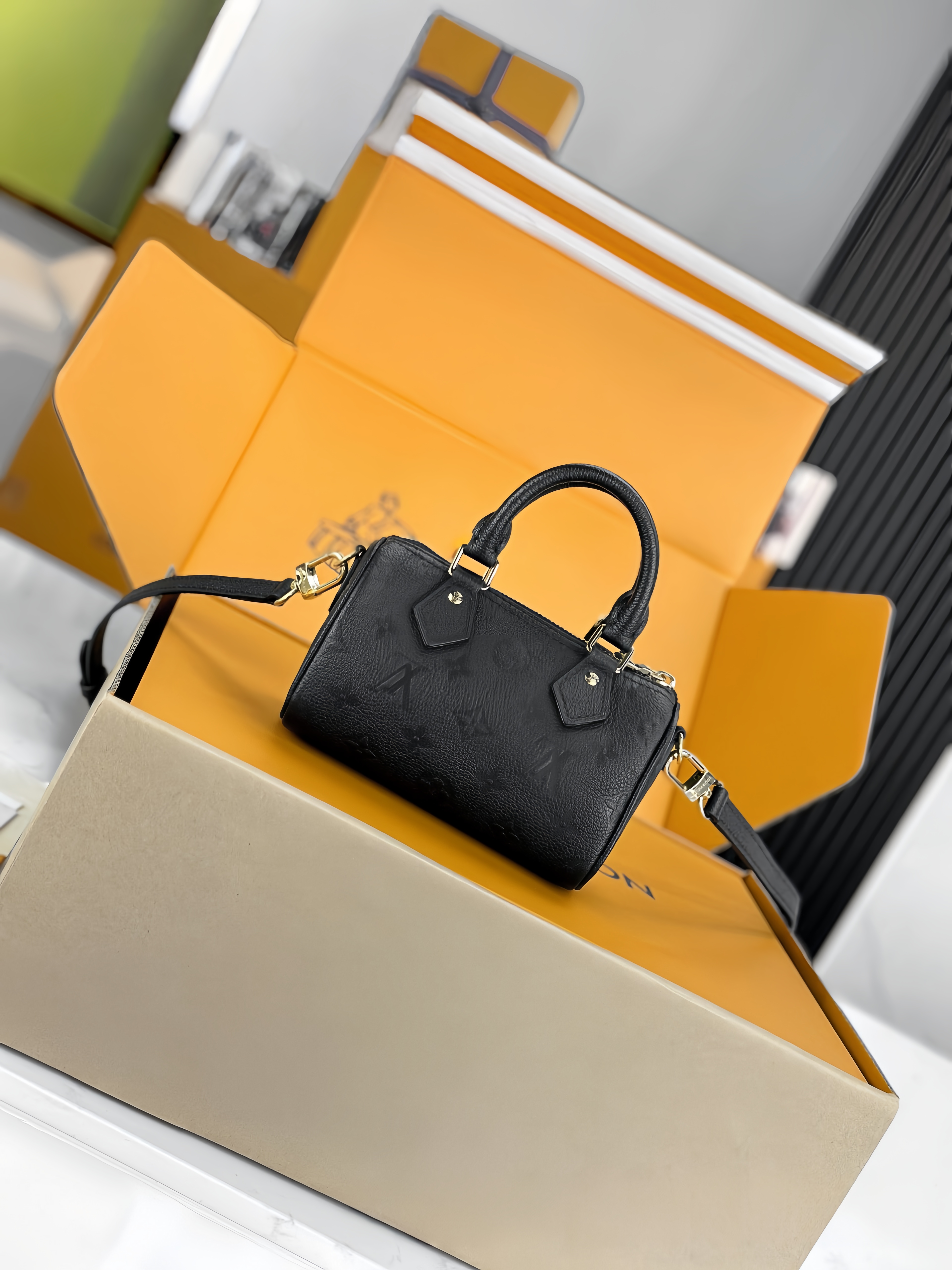 【 M82450 】LV Speedy  NANO SPEEDY handbag
