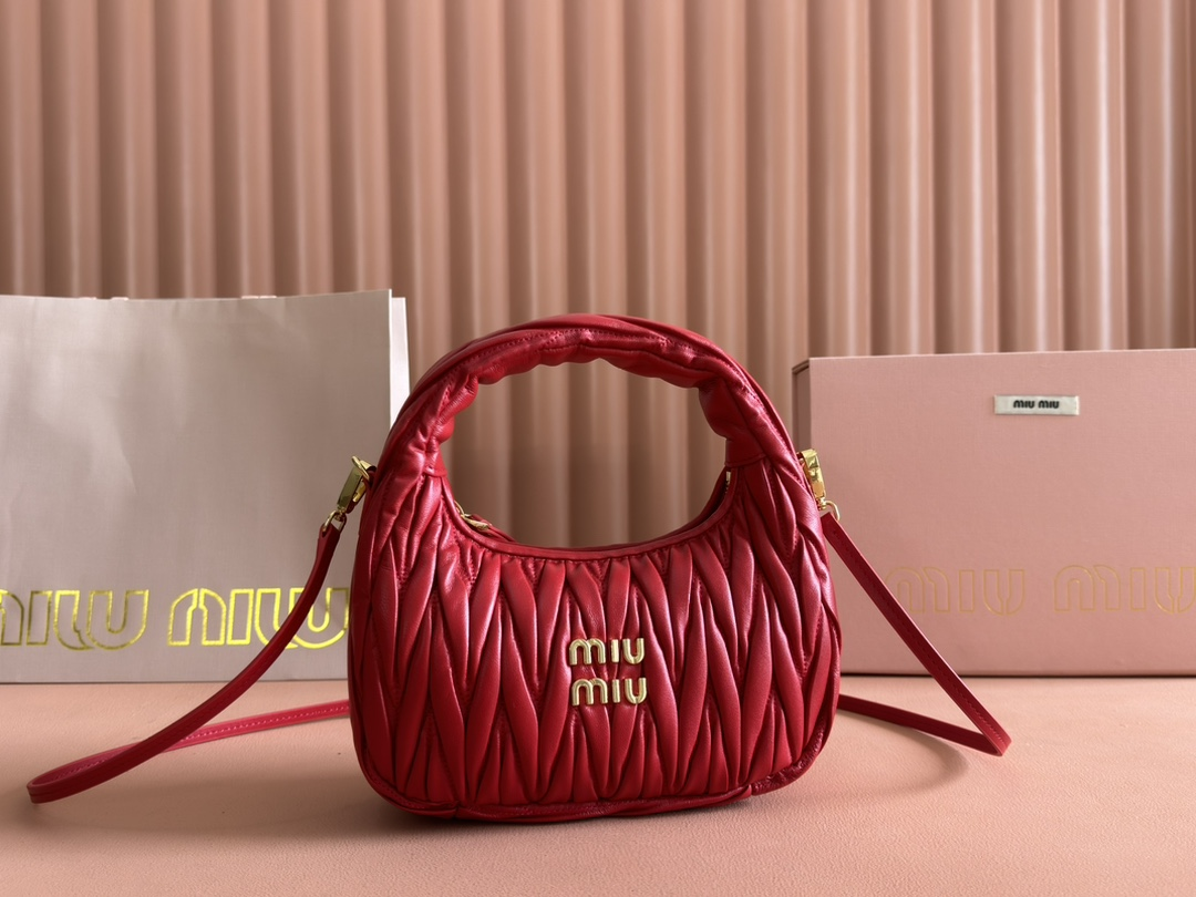 【 5BC125 Red 】miumiu wander