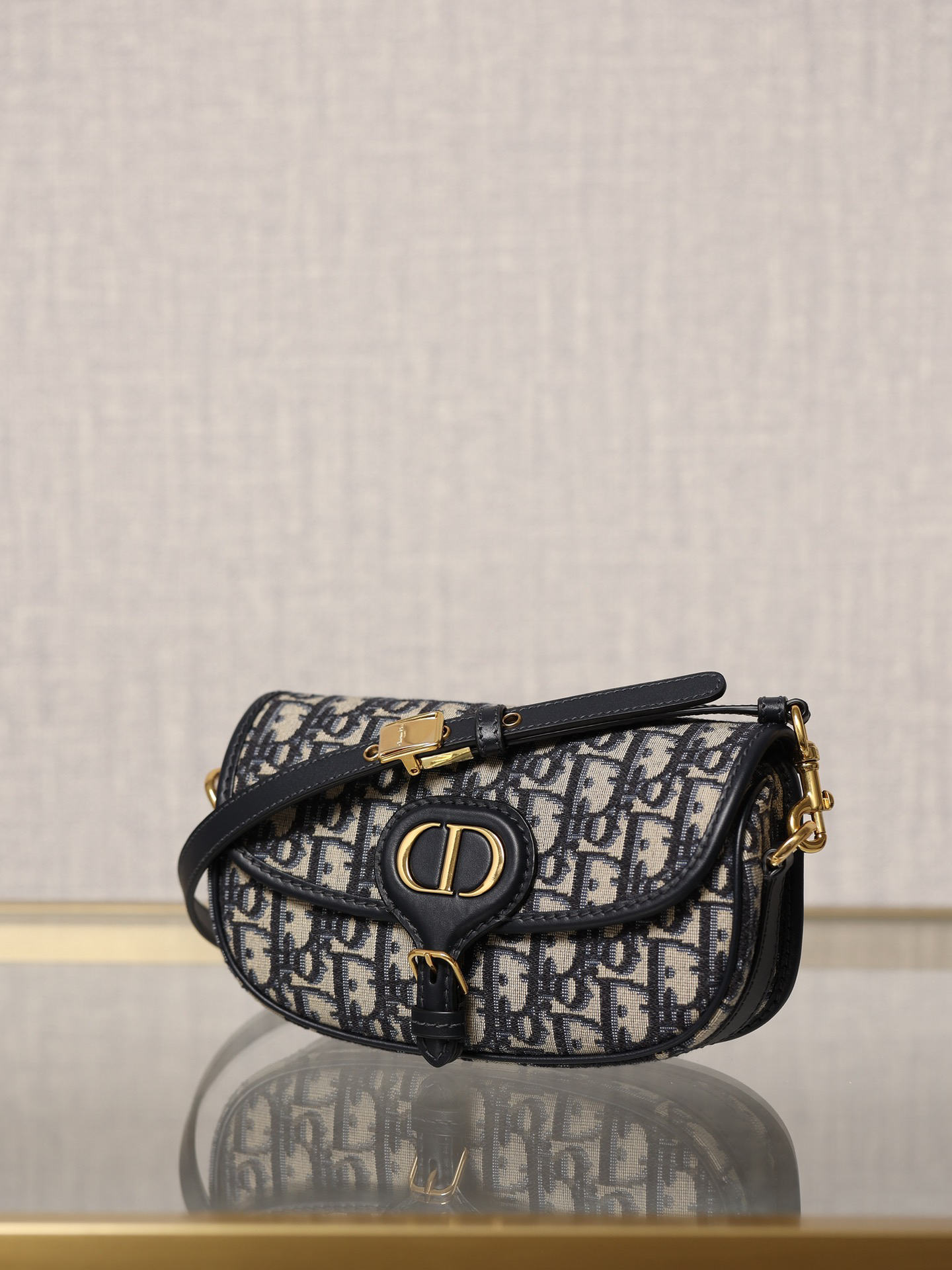 DIOR 30 Montaigne Bobby East-West Bag blue