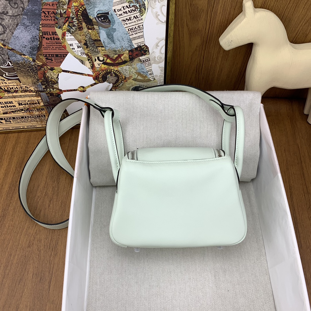 Hermès Mini lindy swift OS Bubble green color