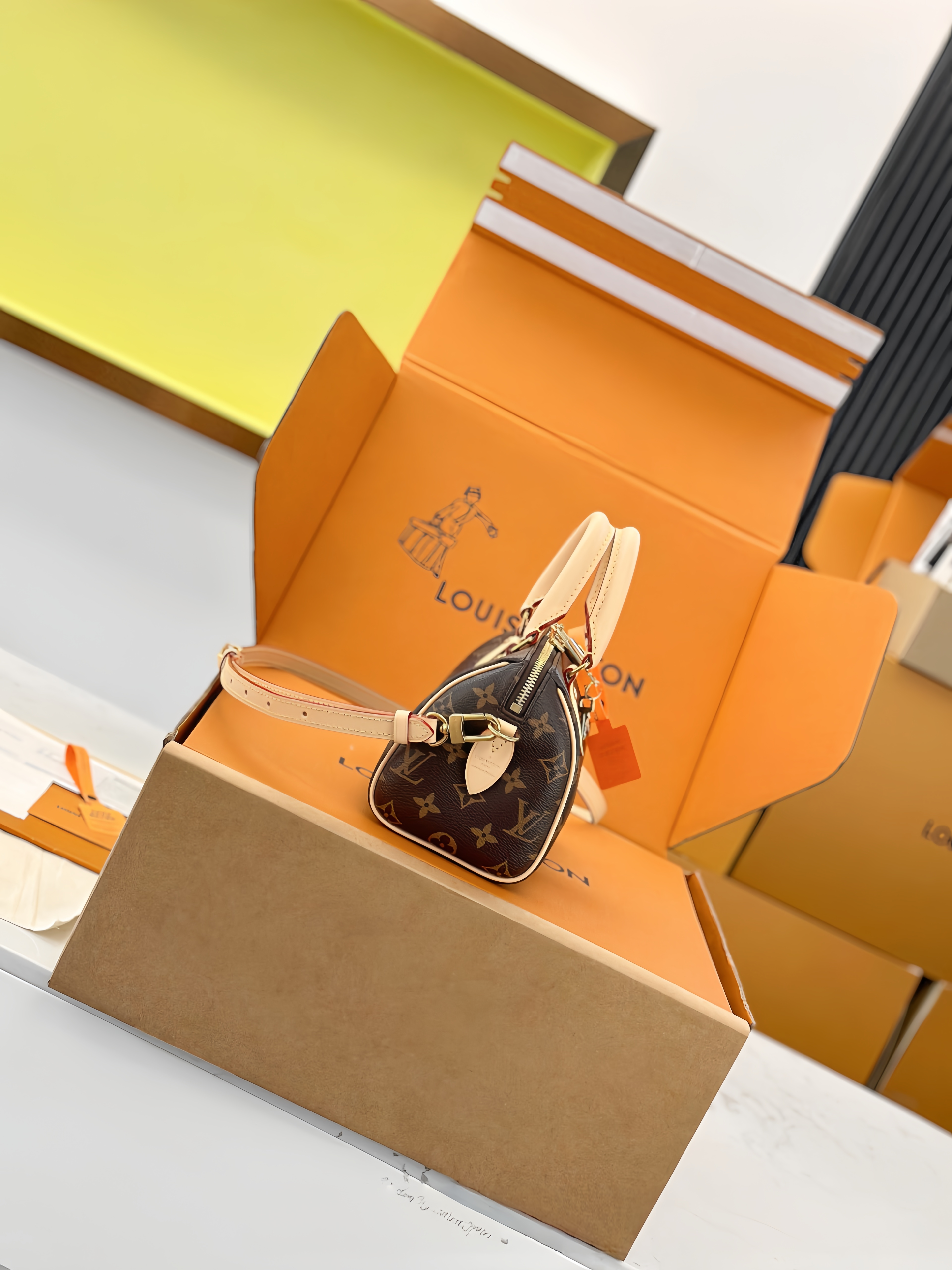 【 M46234 (Leather Shoulder Bag) 】LV Speedy Bandoulière 20 handbag